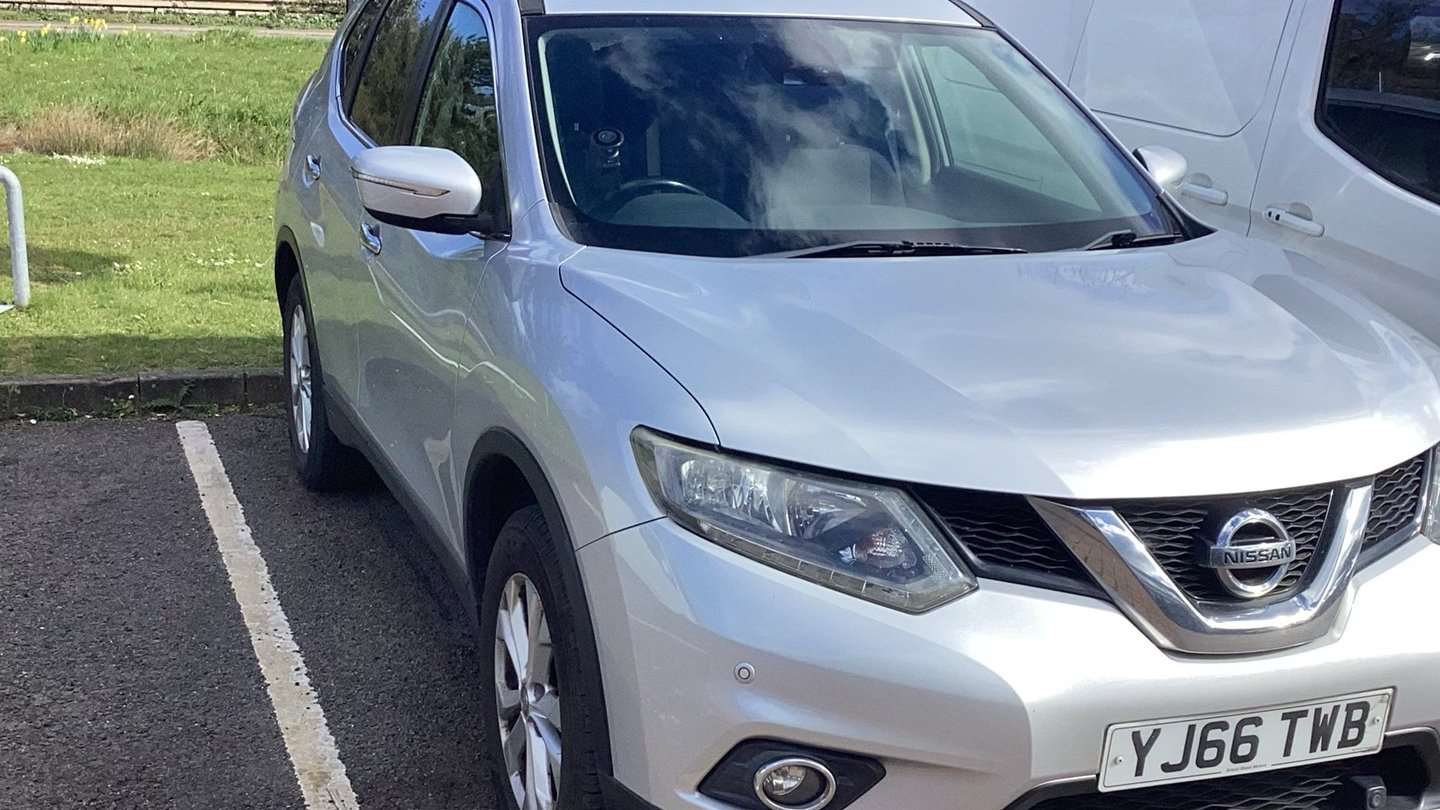 Main listing image - Nissan X-Trail