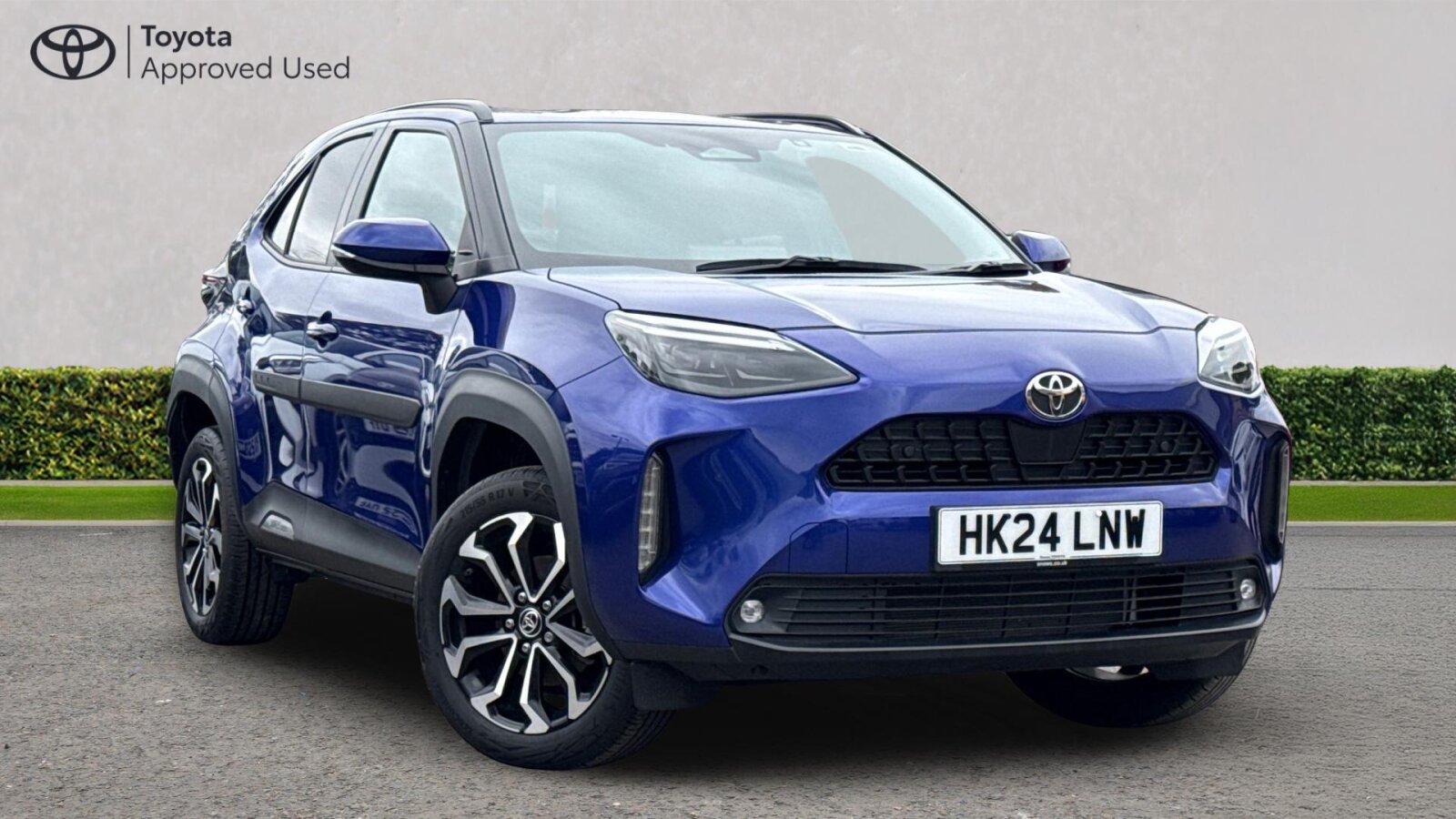 Main listing image - Toyota Yaris Cross