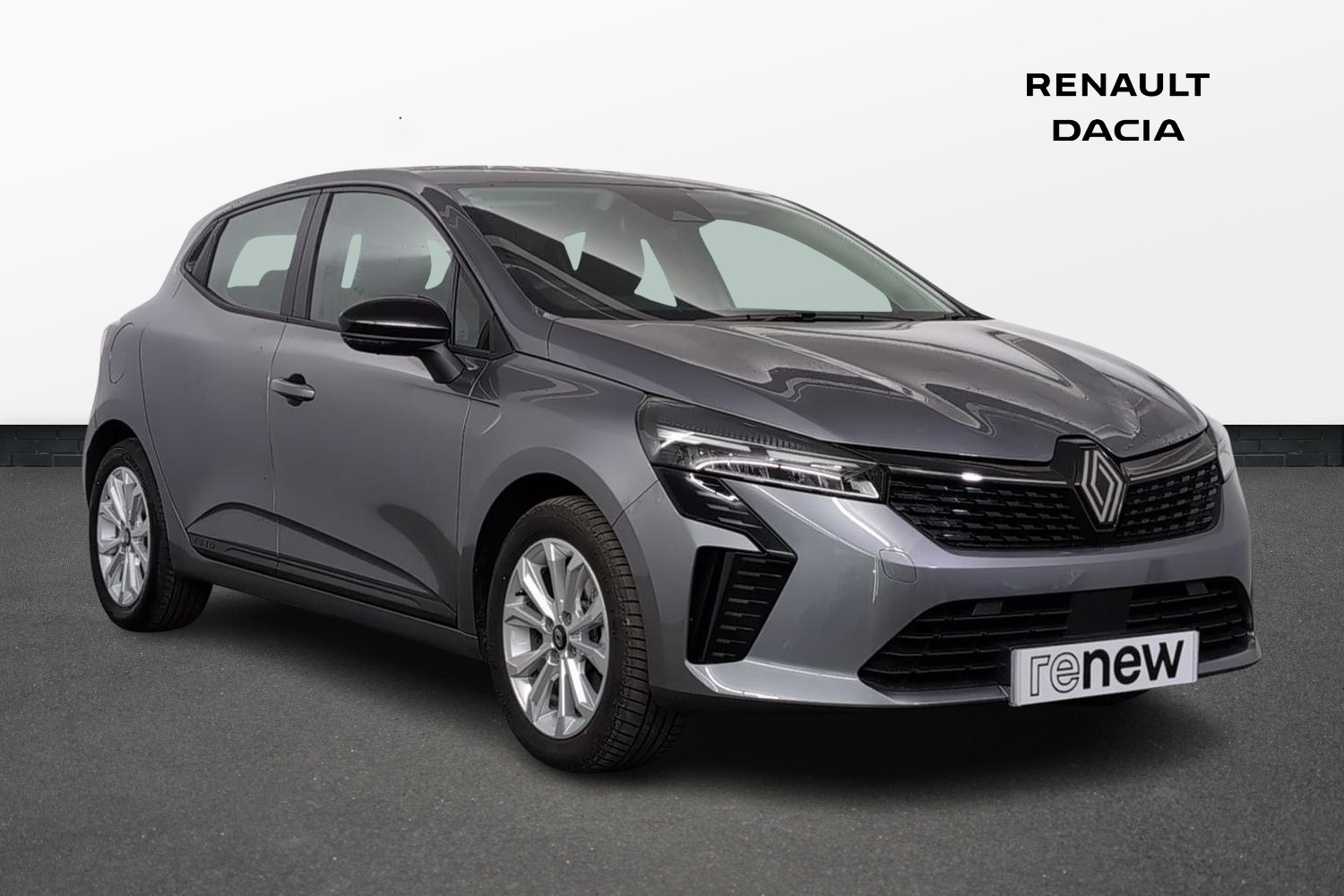 Main listing image - Renault Clio