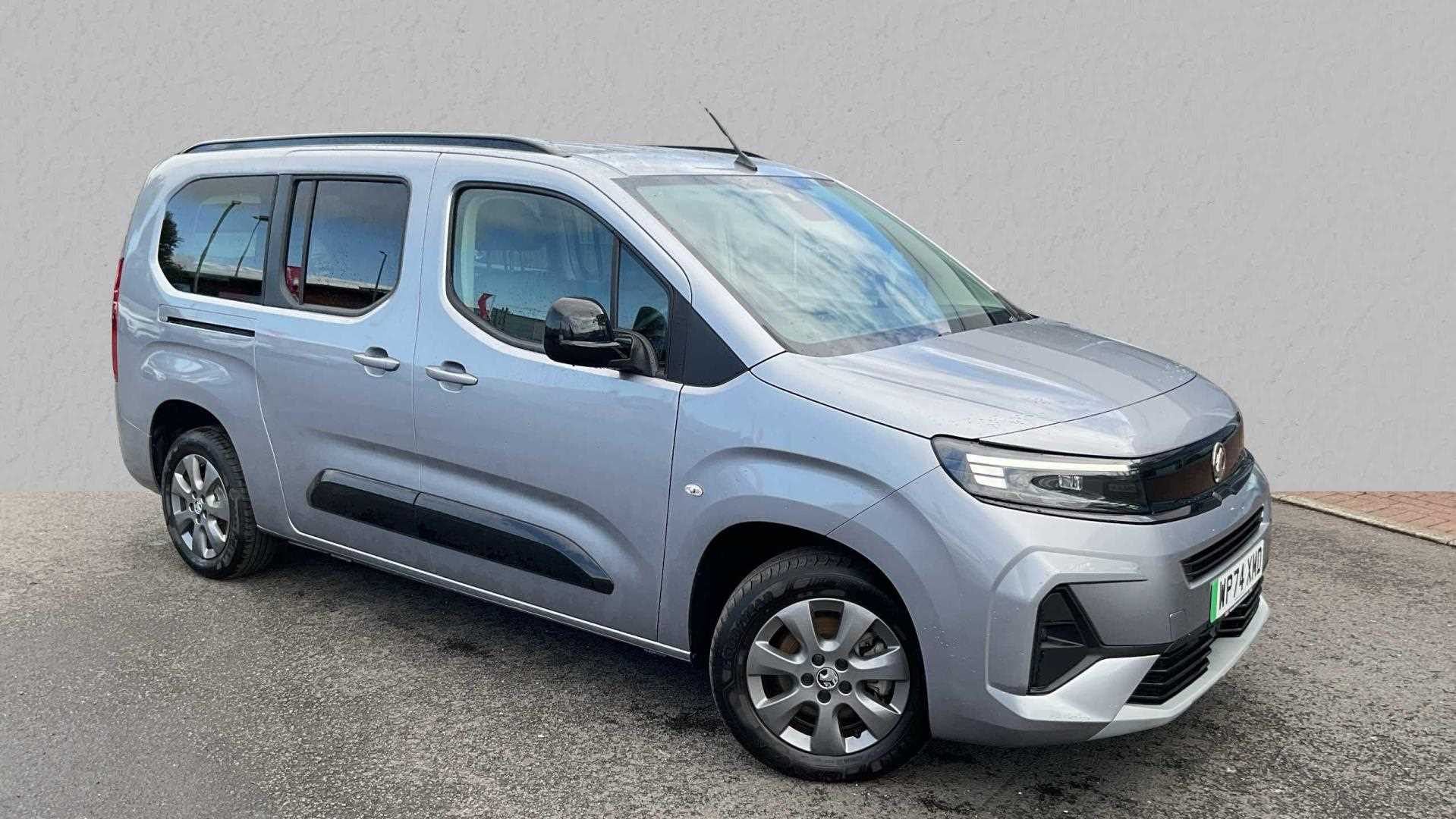 Main listing image - Vauxhall Combo Life-e