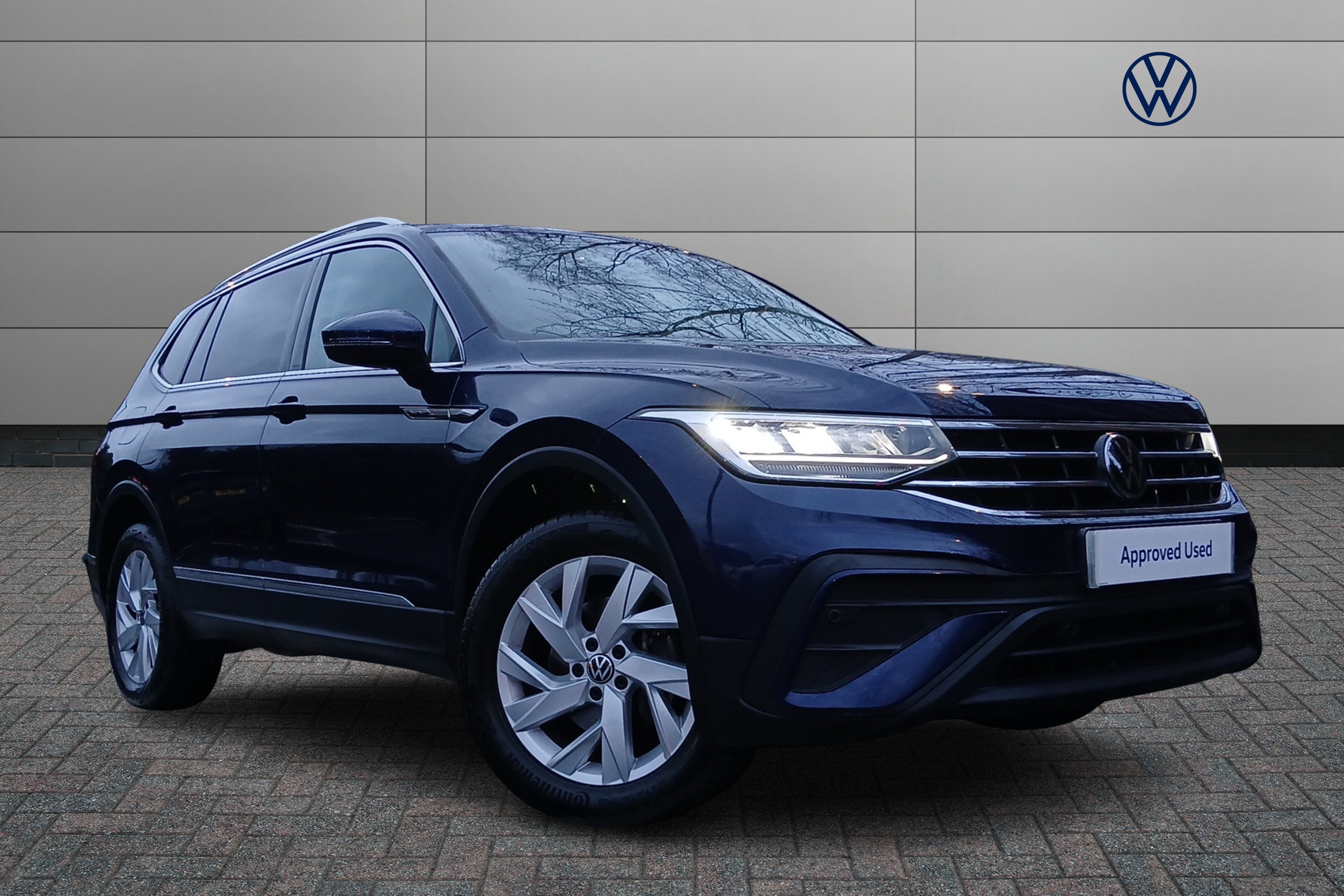 Main listing image - Volkswagen Tiguan Allspace
