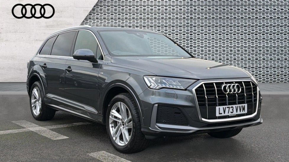 Main listing image - Audi Q7