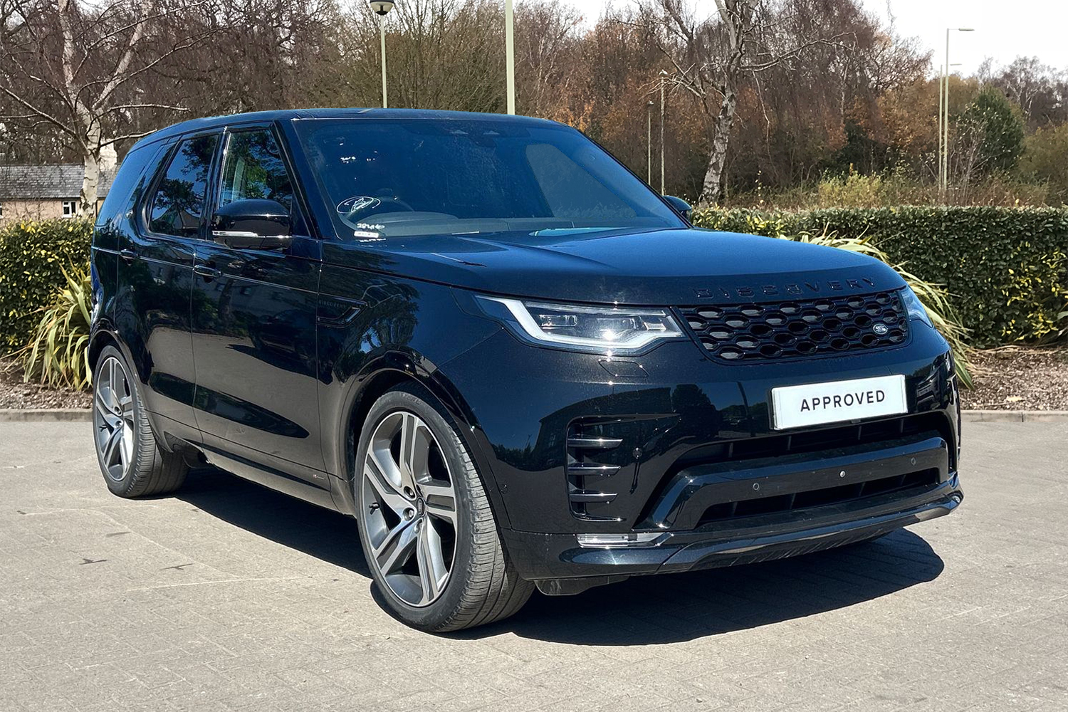 Main listing image - Land Rover Discovery