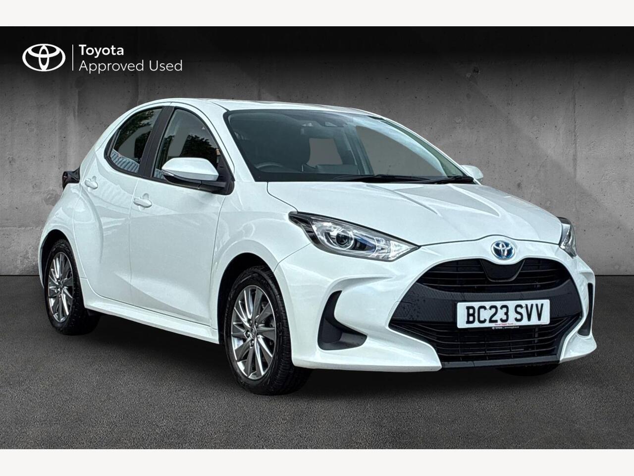 Main listing image - Toyota Yaris
