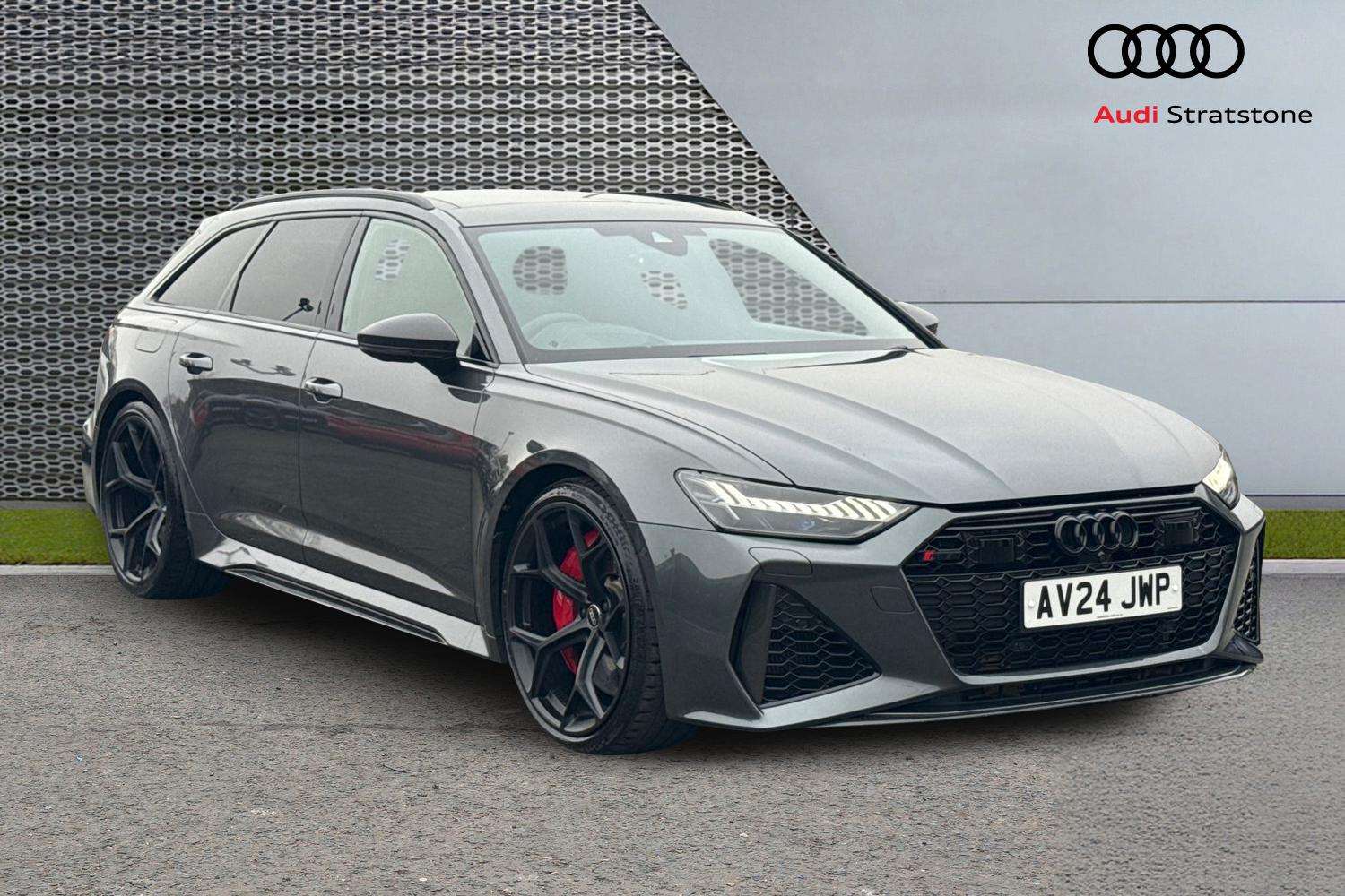 Main listing image - Audi RS6