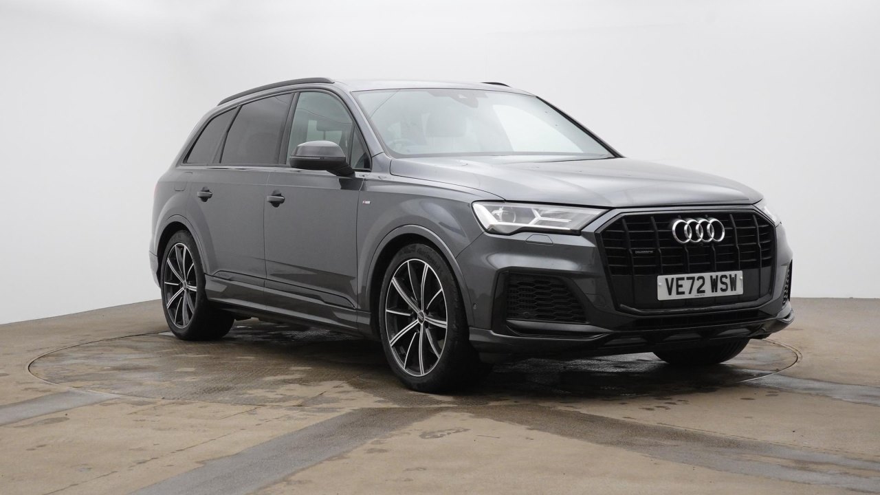 Main listing image - Audi Q7