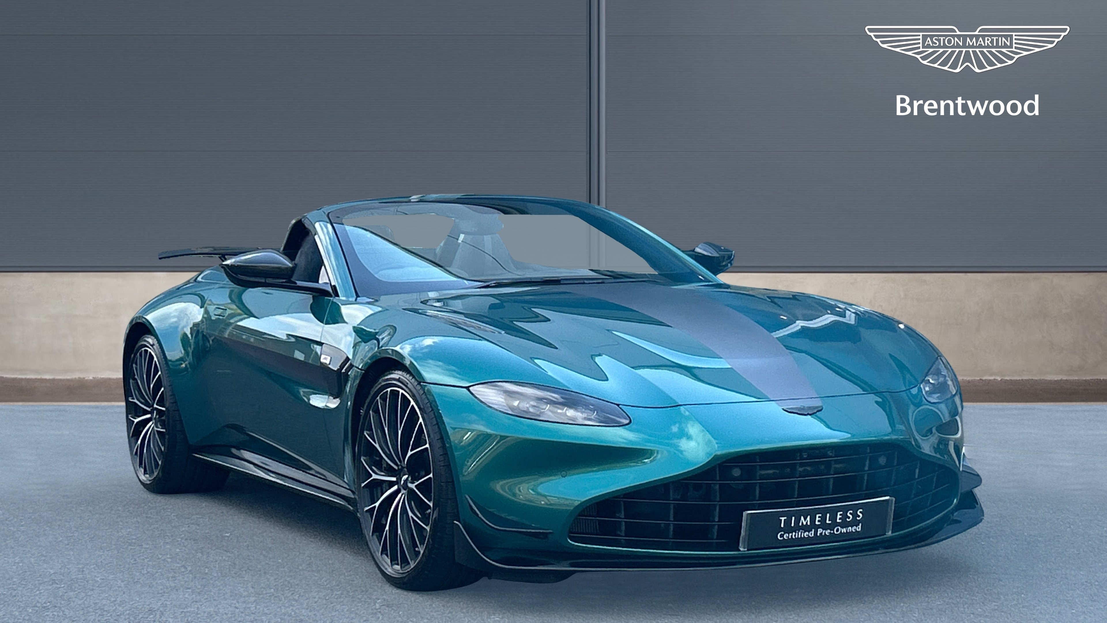 Main listing image - Aston Martin Vantage