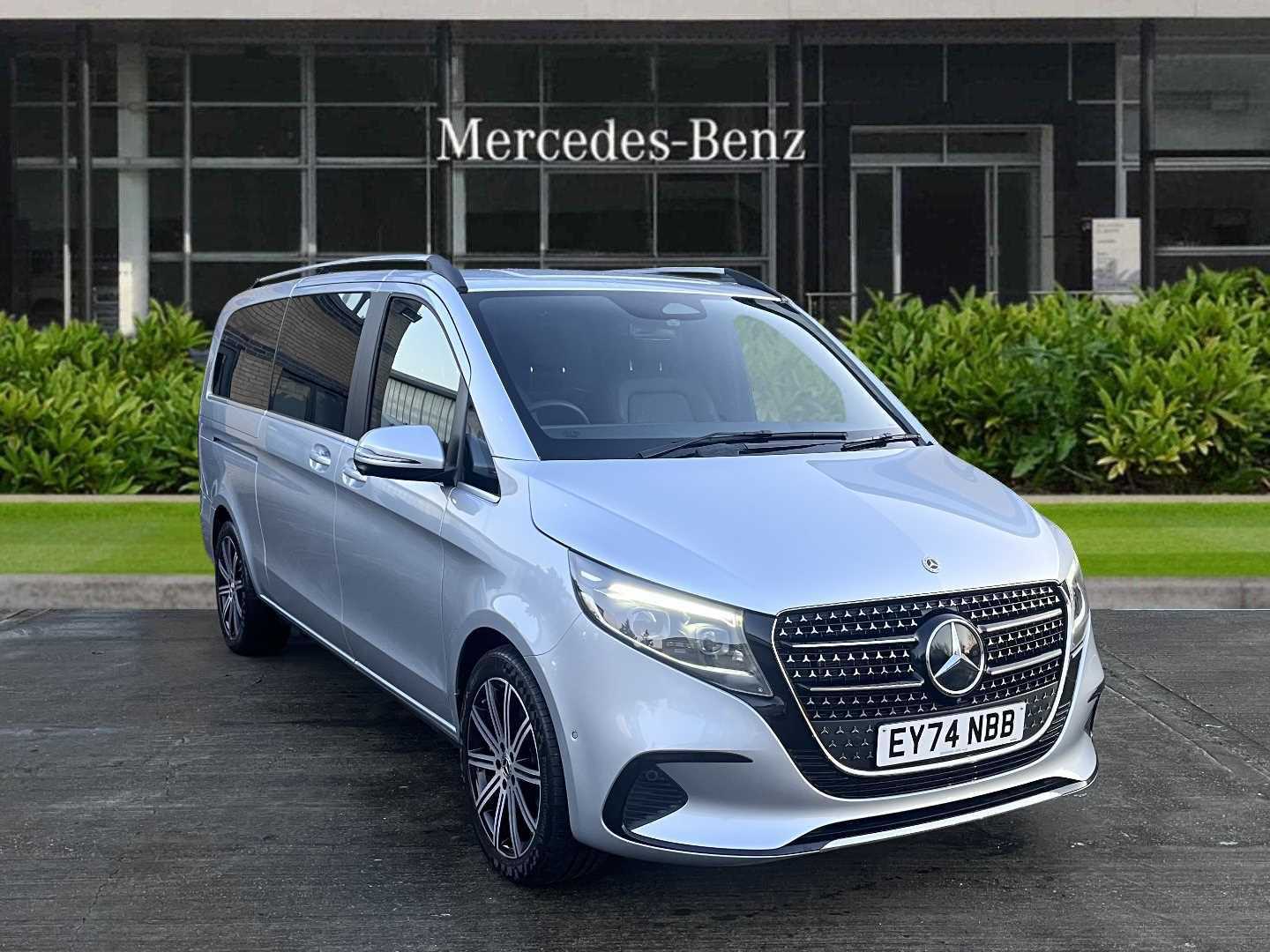 Main listing image - Mercedes-Benz V-Class