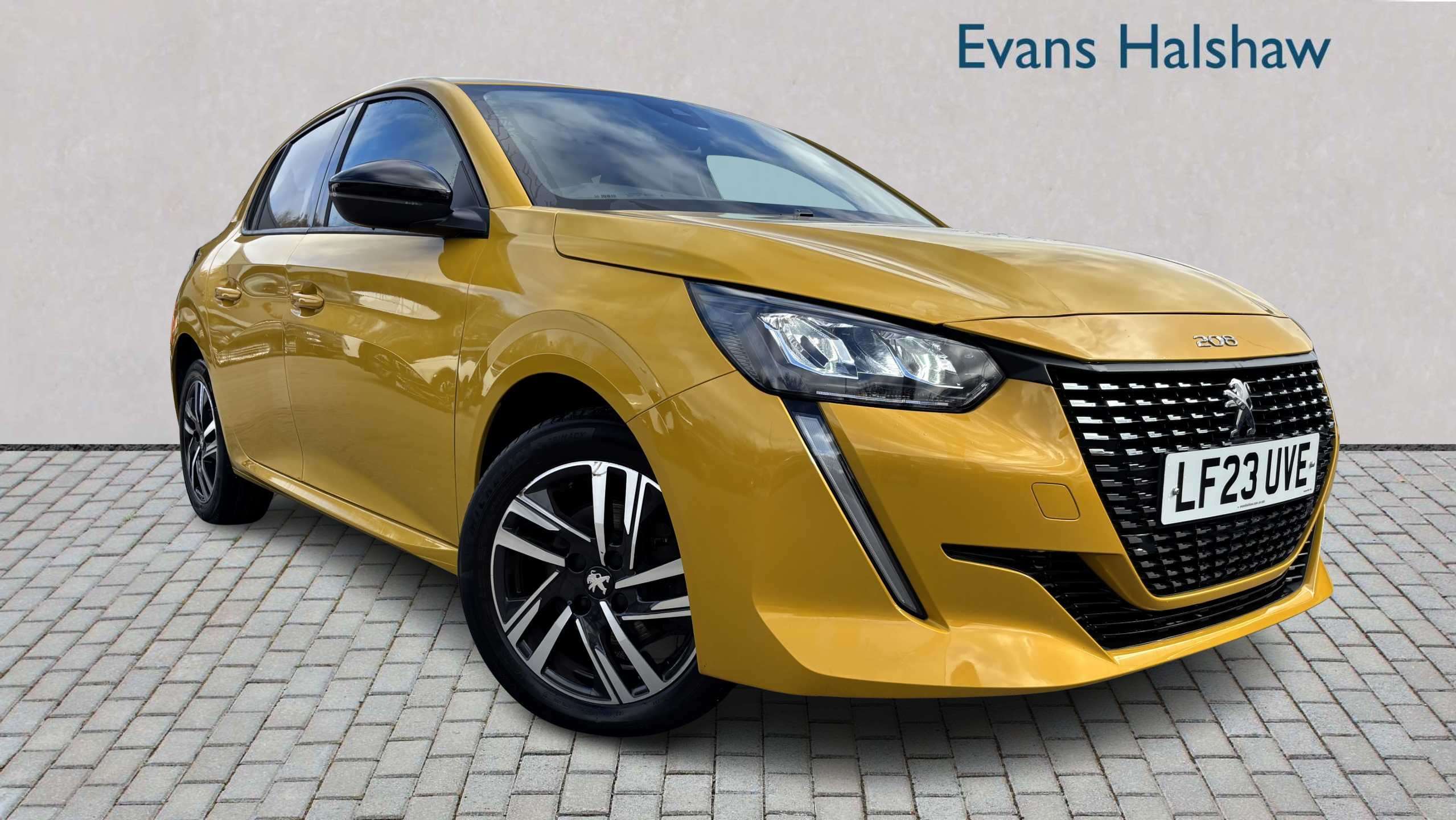 Main listing image - Peugeot 208