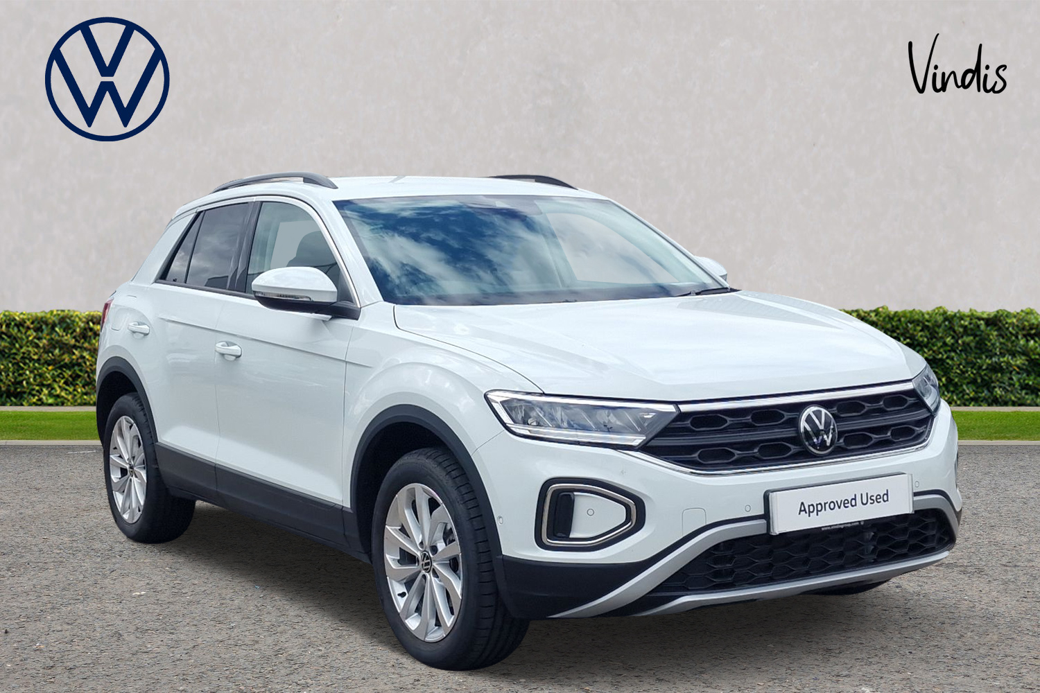 Main listing image - Volkswagen T-Roc