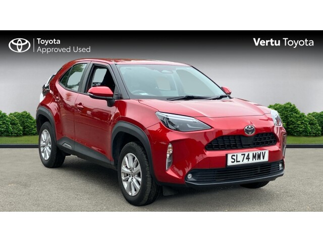 Main listing image - Toyota Yaris Cross