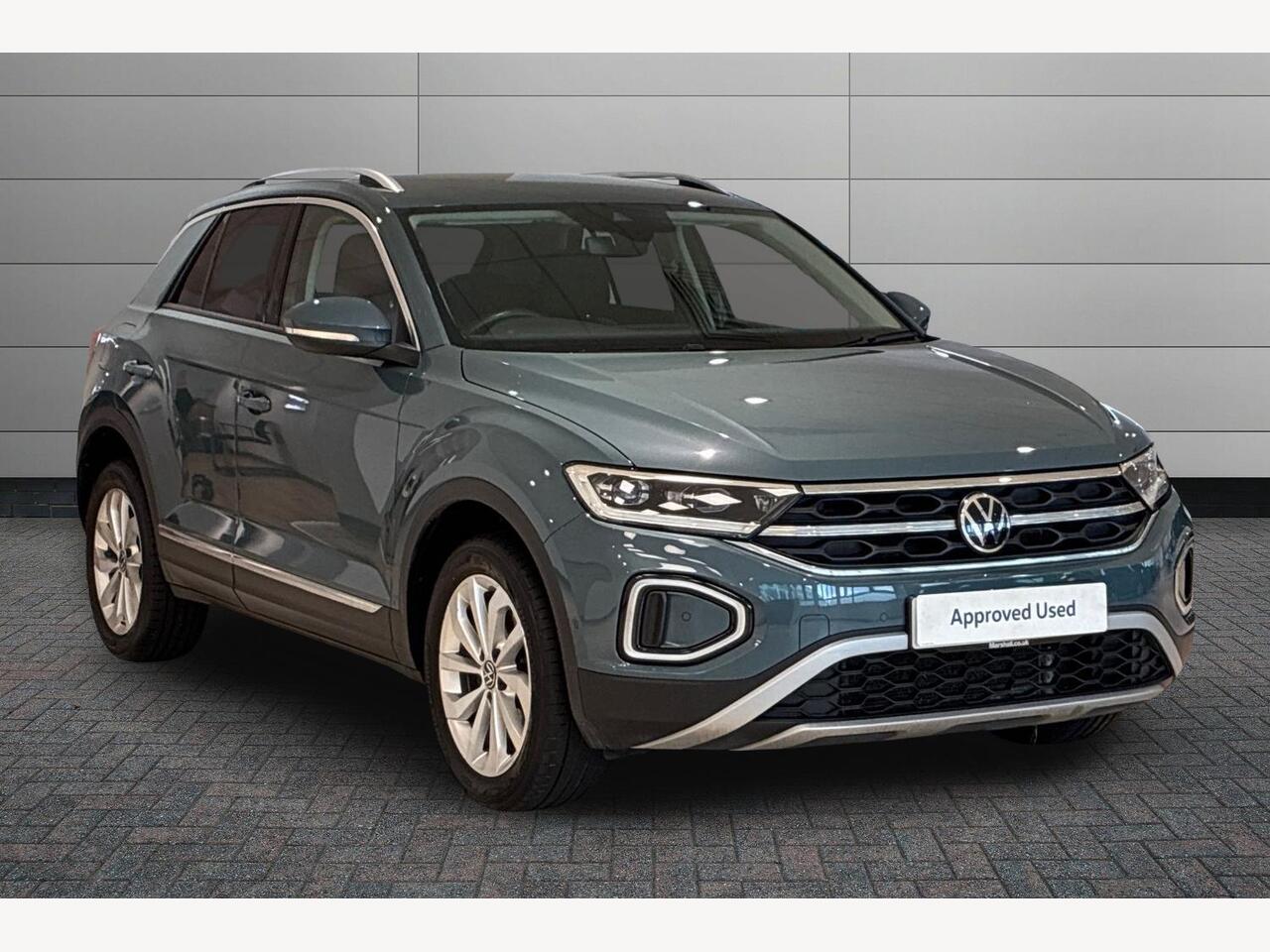 Main listing image - Volkswagen T-Roc