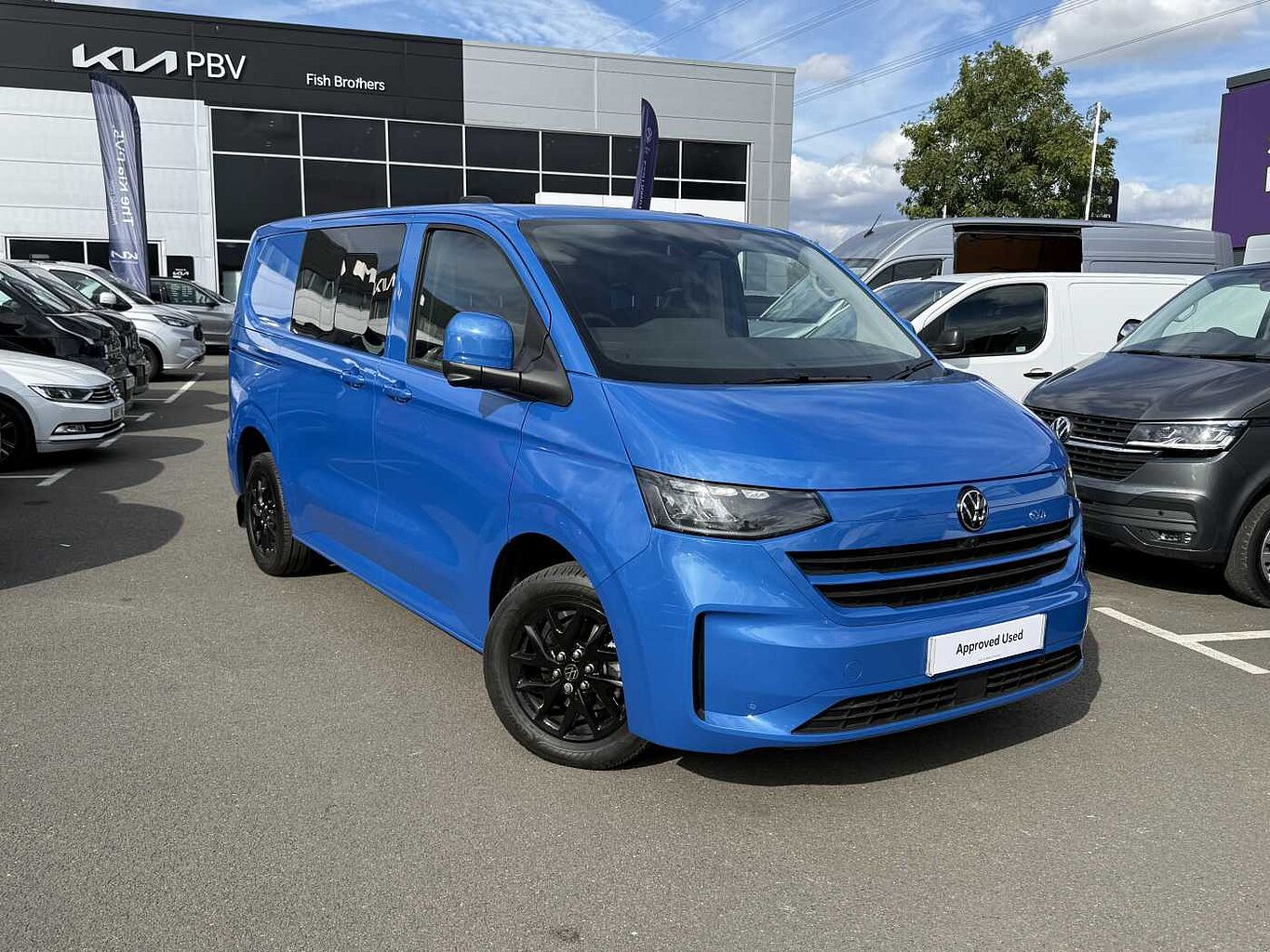 Main listing image - Volkswagen Transporter