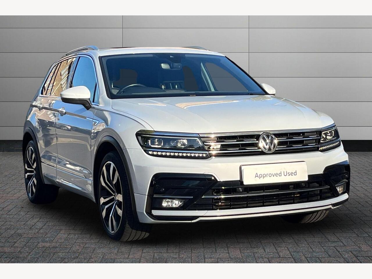 Main listing image - Volkswagen Tiguan