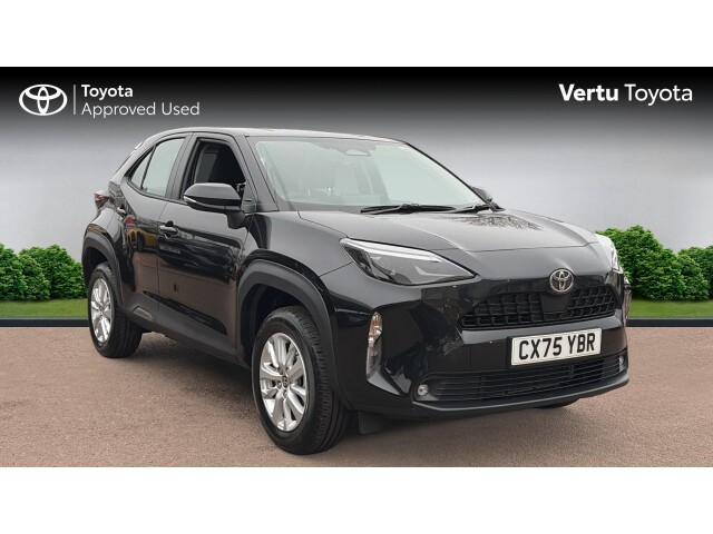 Main listing image - Toyota Yaris Cross