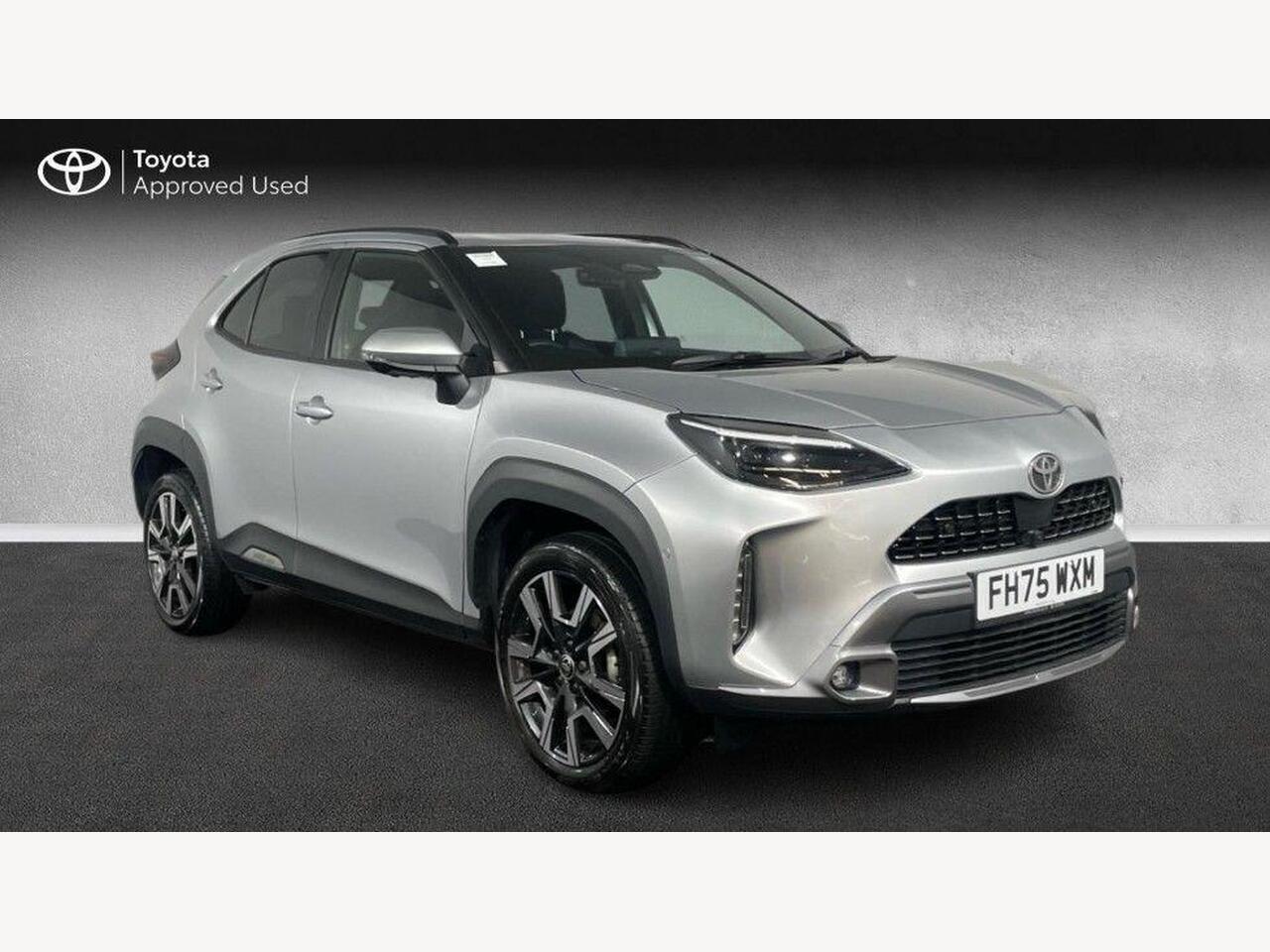 Main listing image - Toyota Yaris Cross