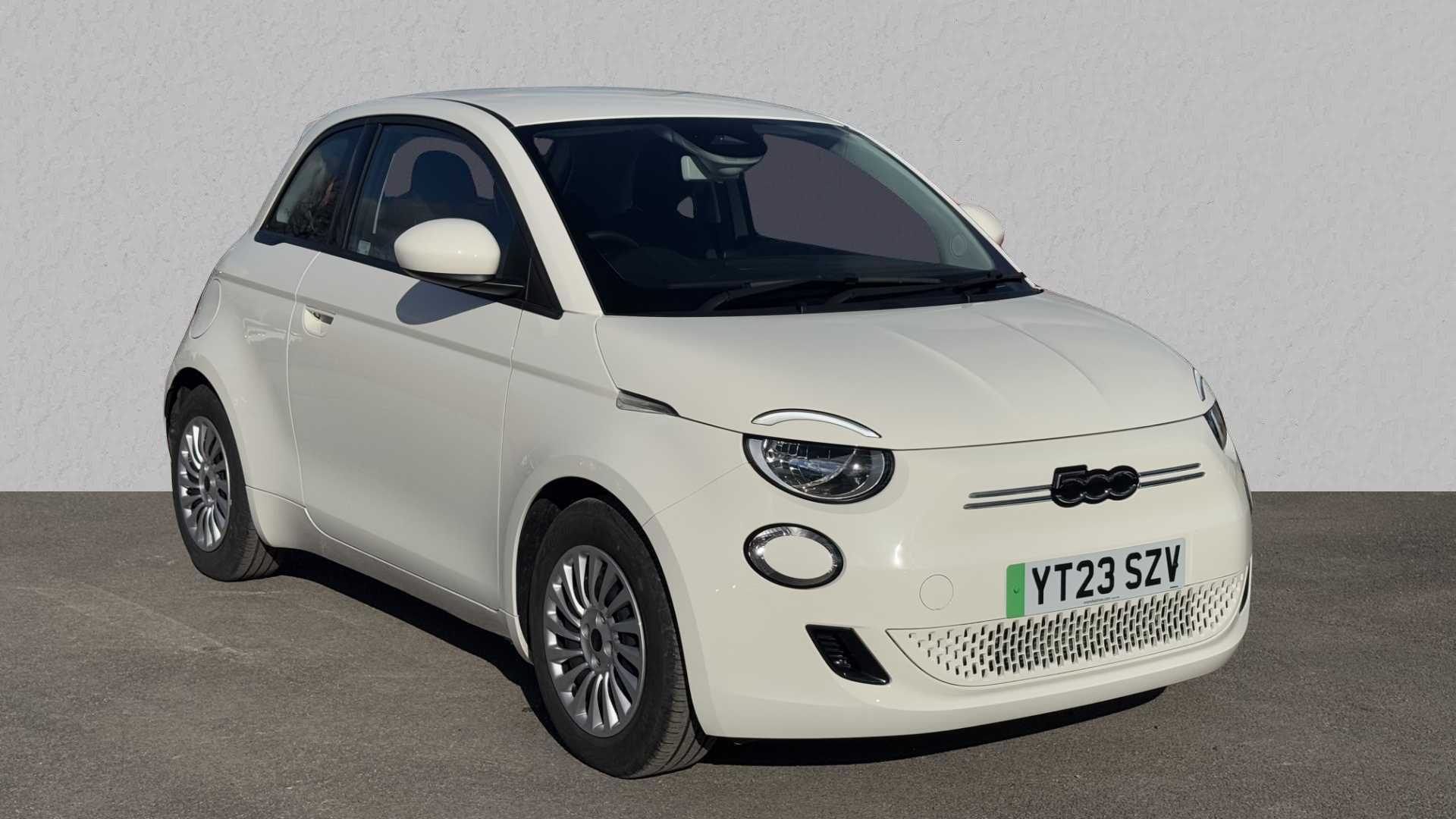 Main listing image - Fiat 500 Electric