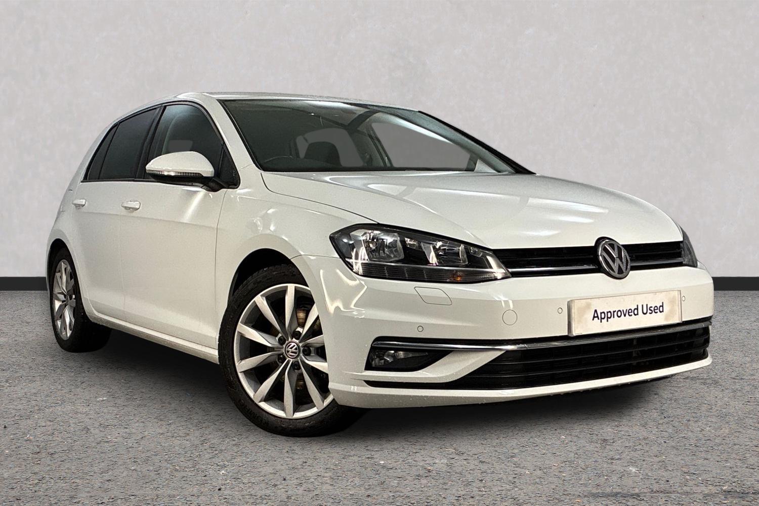 Main listing image - Volkswagen Golf