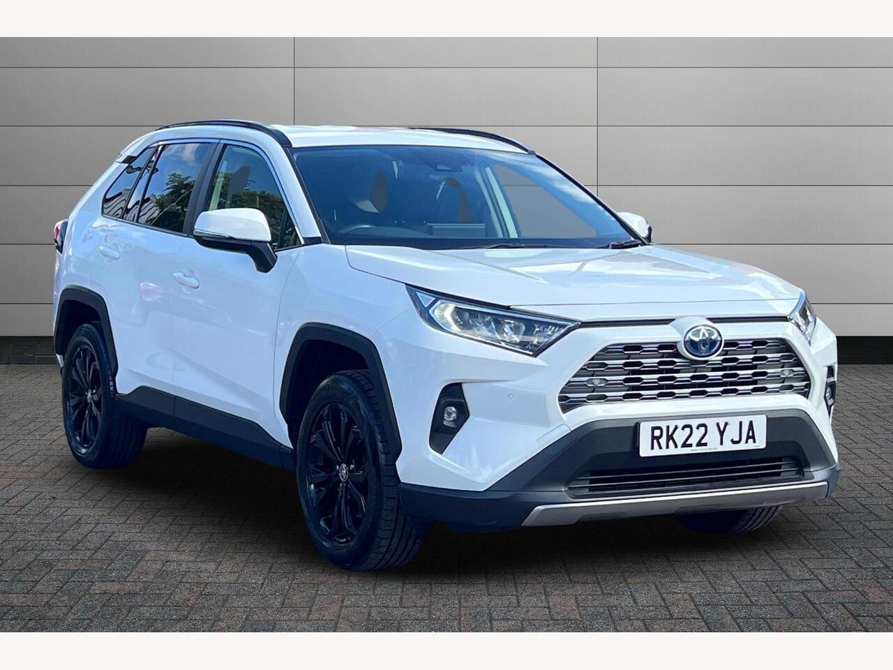 Main listing image - Toyota RAV4
