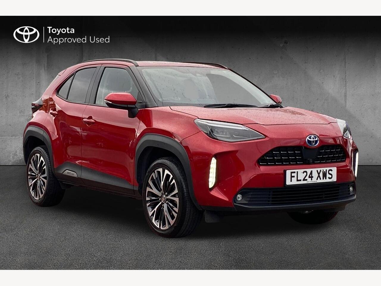 Main listing image - Toyota Yaris Cross
