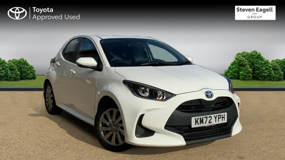 Main listing image - Toyota Yaris