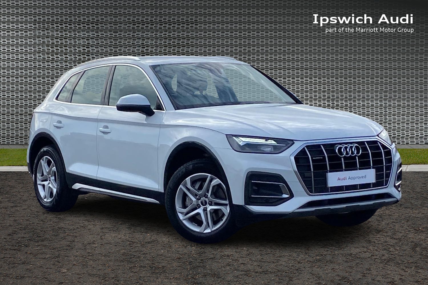 Main listing image - Audi Q5