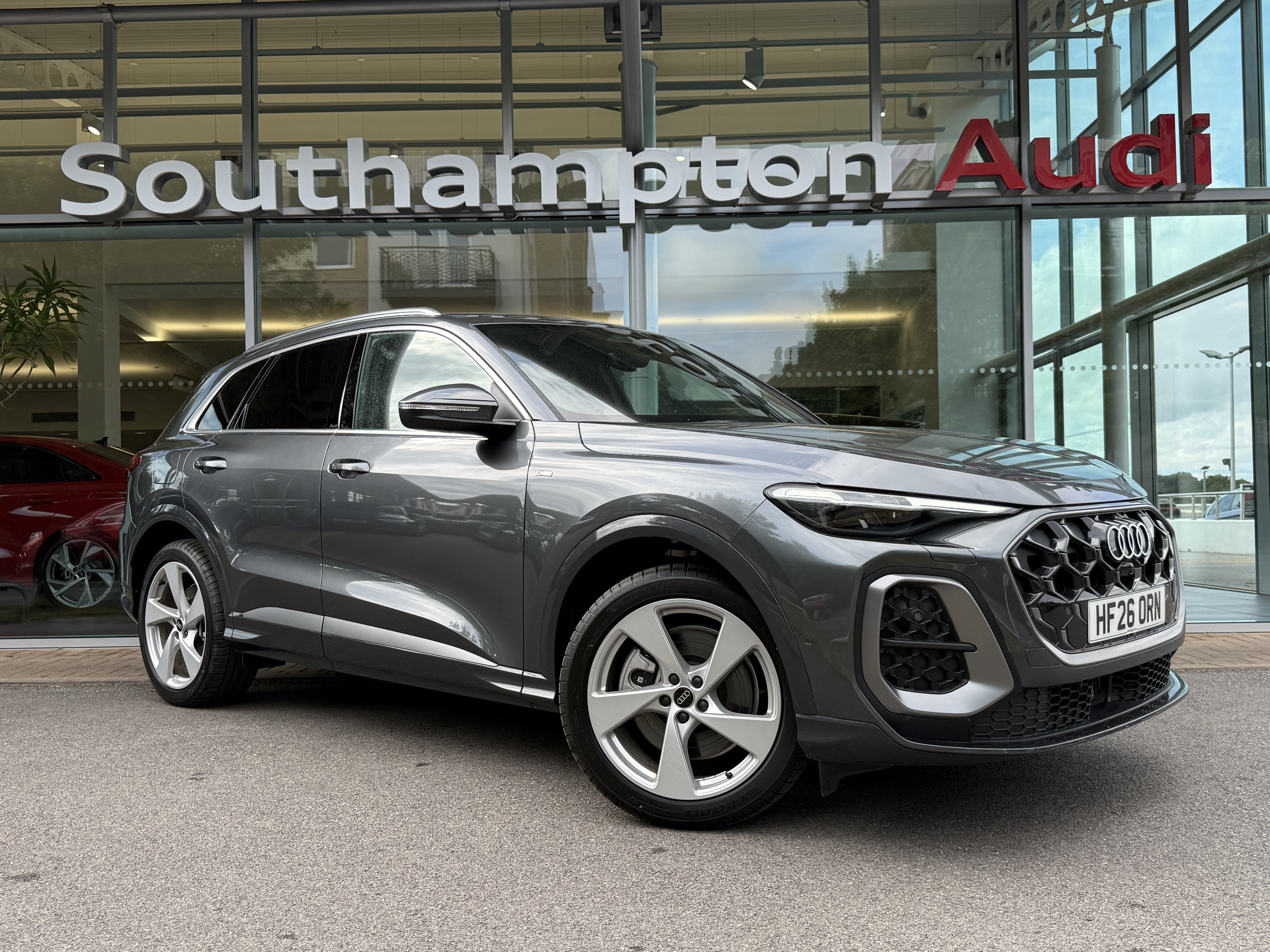 Main listing image - Audi Q5