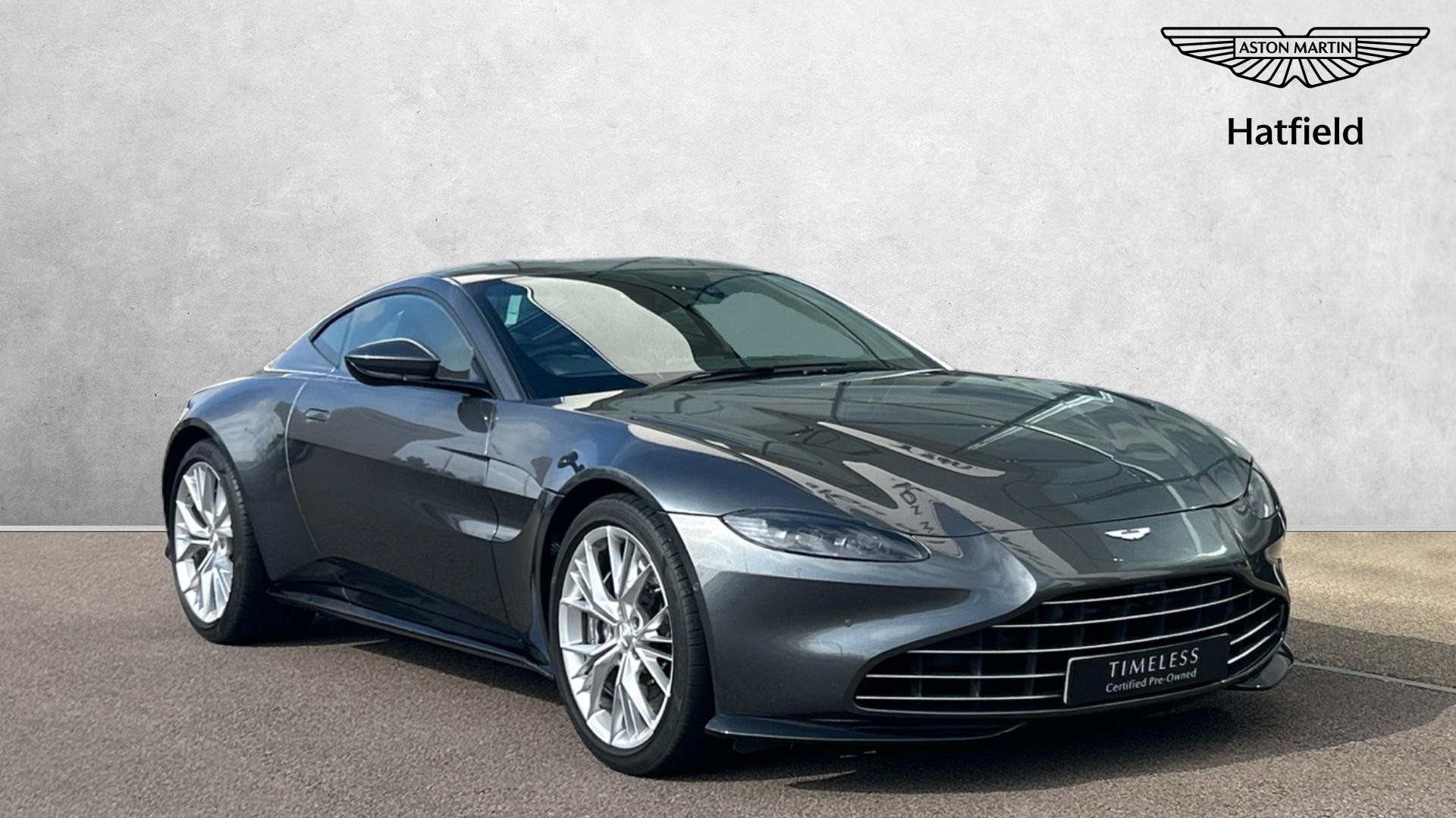 Main listing image - Aston Martin Vantage