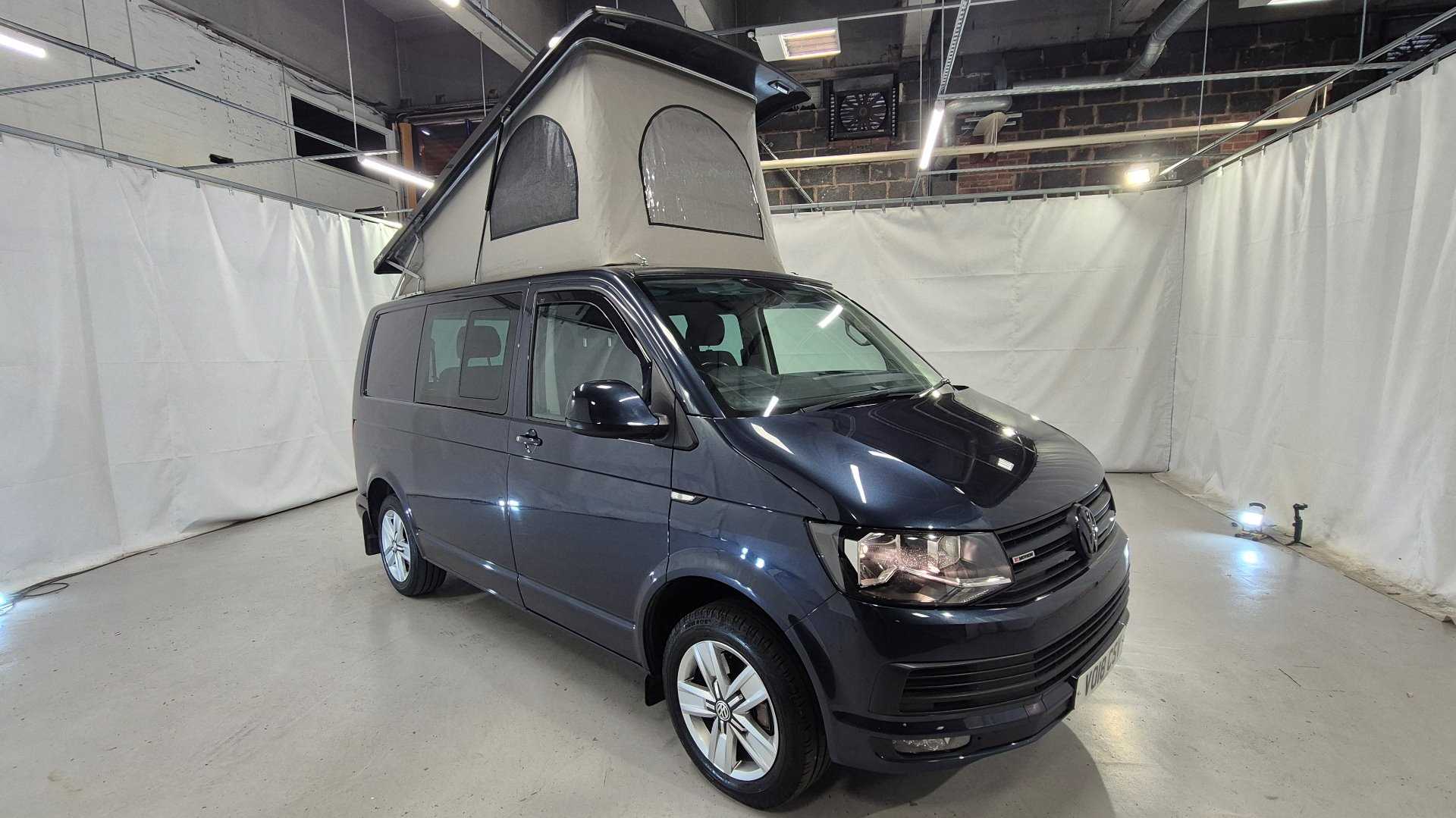 Main listing image - Volkswagen Transporter