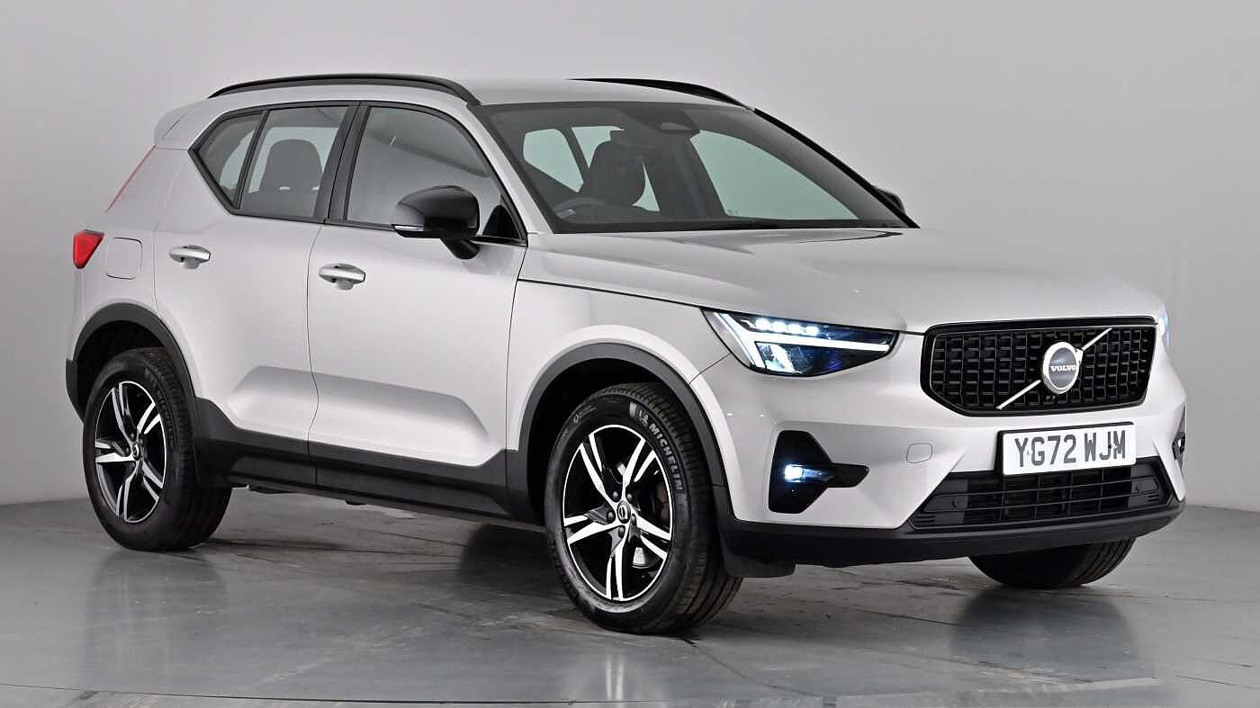 Main listing image - Volvo XC40