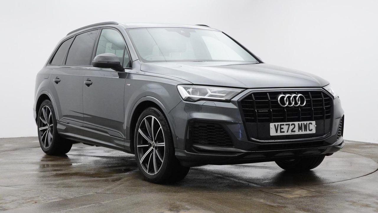 Main listing image - Audi Q7