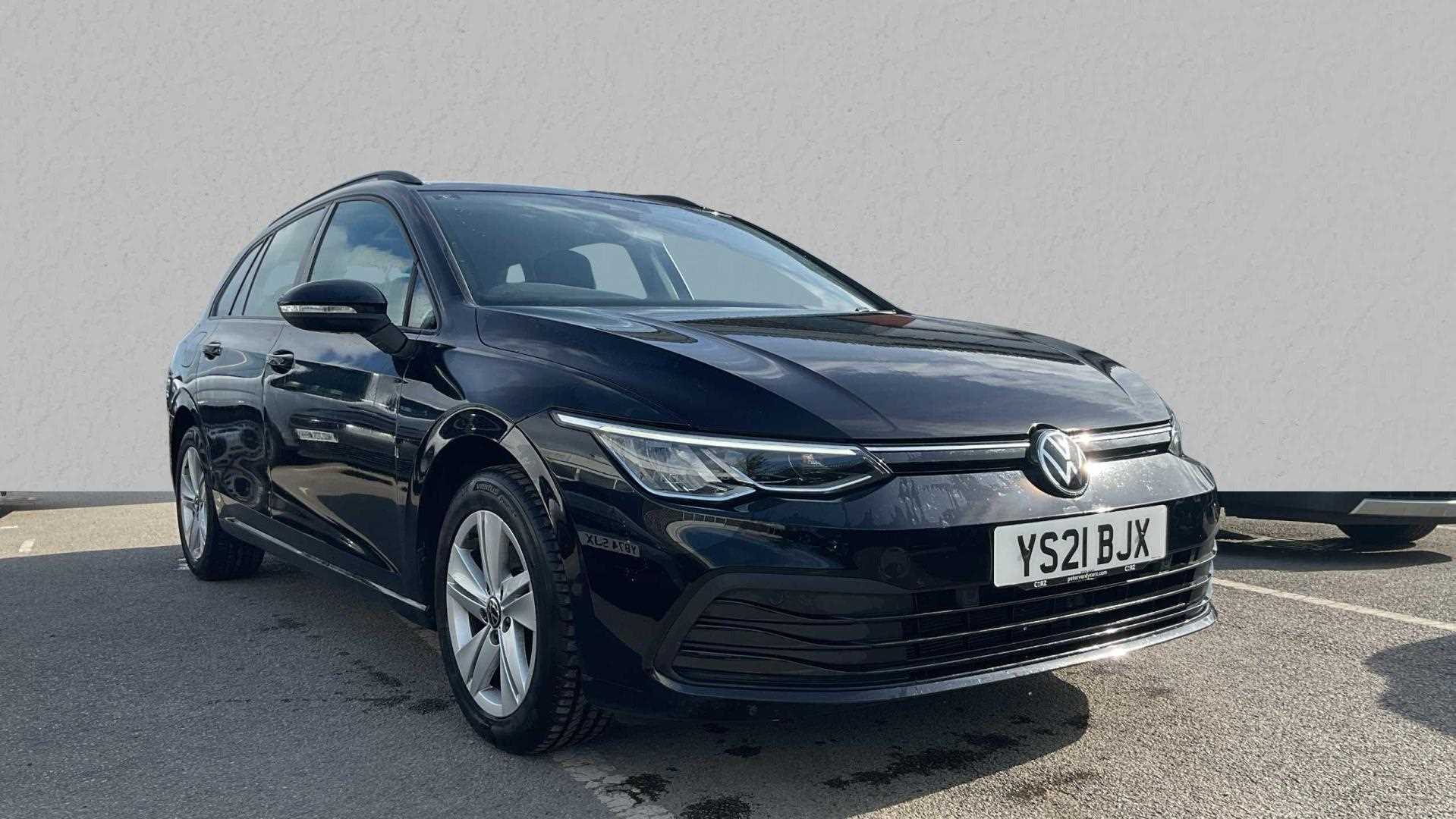 Main listing image - Volkswagen Golf Estate