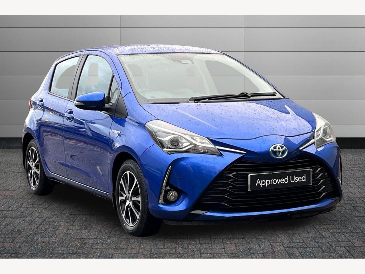 Main listing image - Toyota Yaris