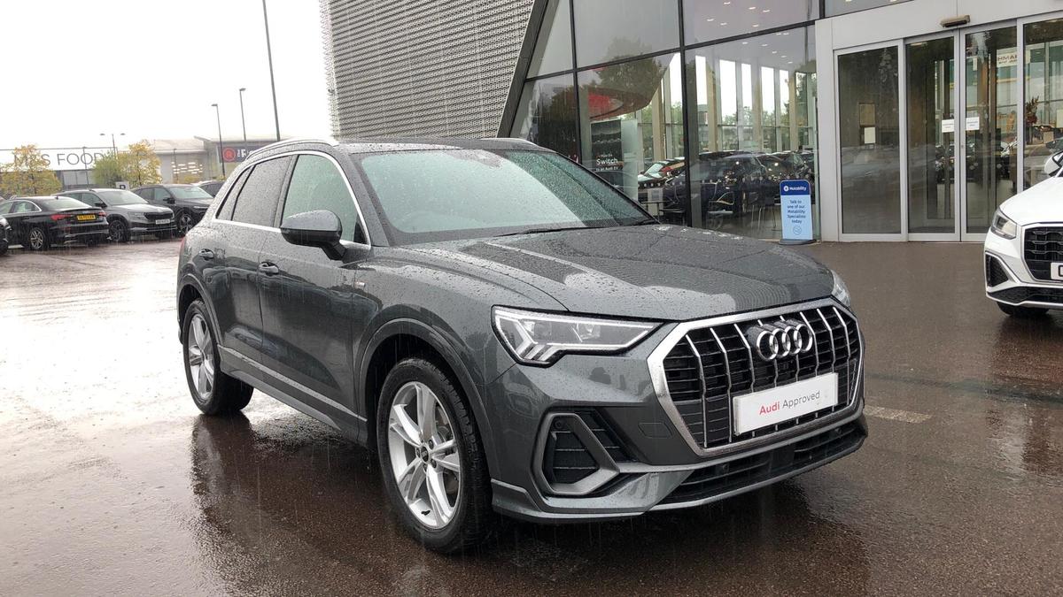 Main listing image - Audi Q3