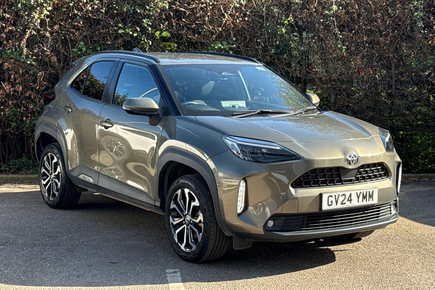 Main listing image - Toyota Yaris Cross