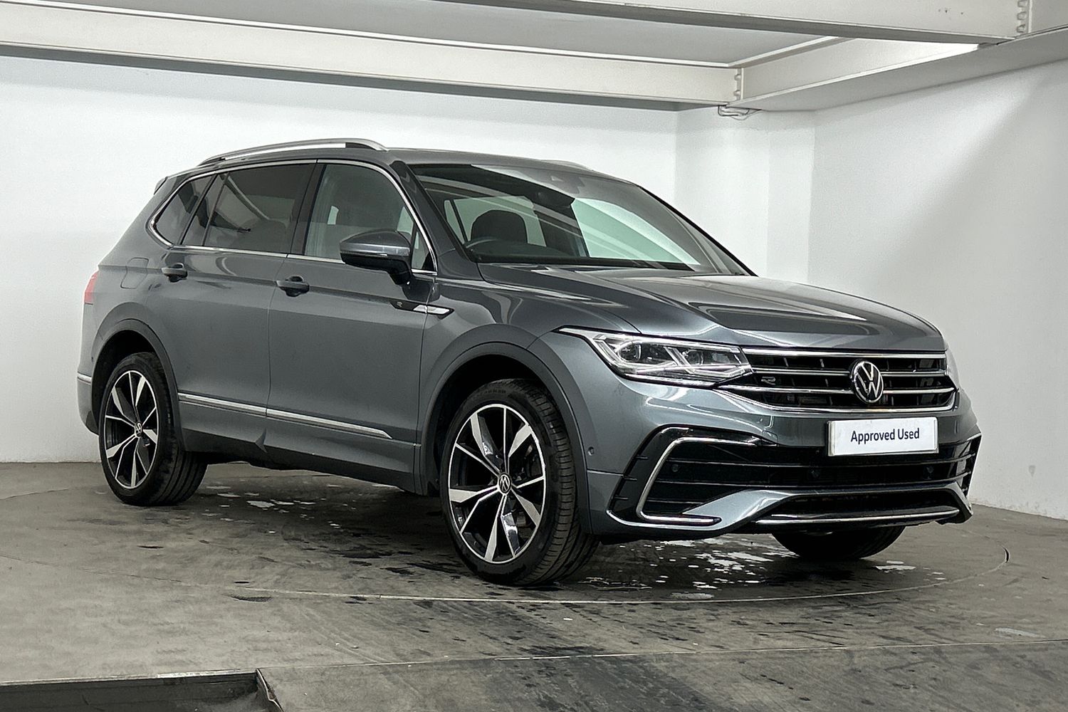 Main listing image - Volkswagen Tiguan Allspace