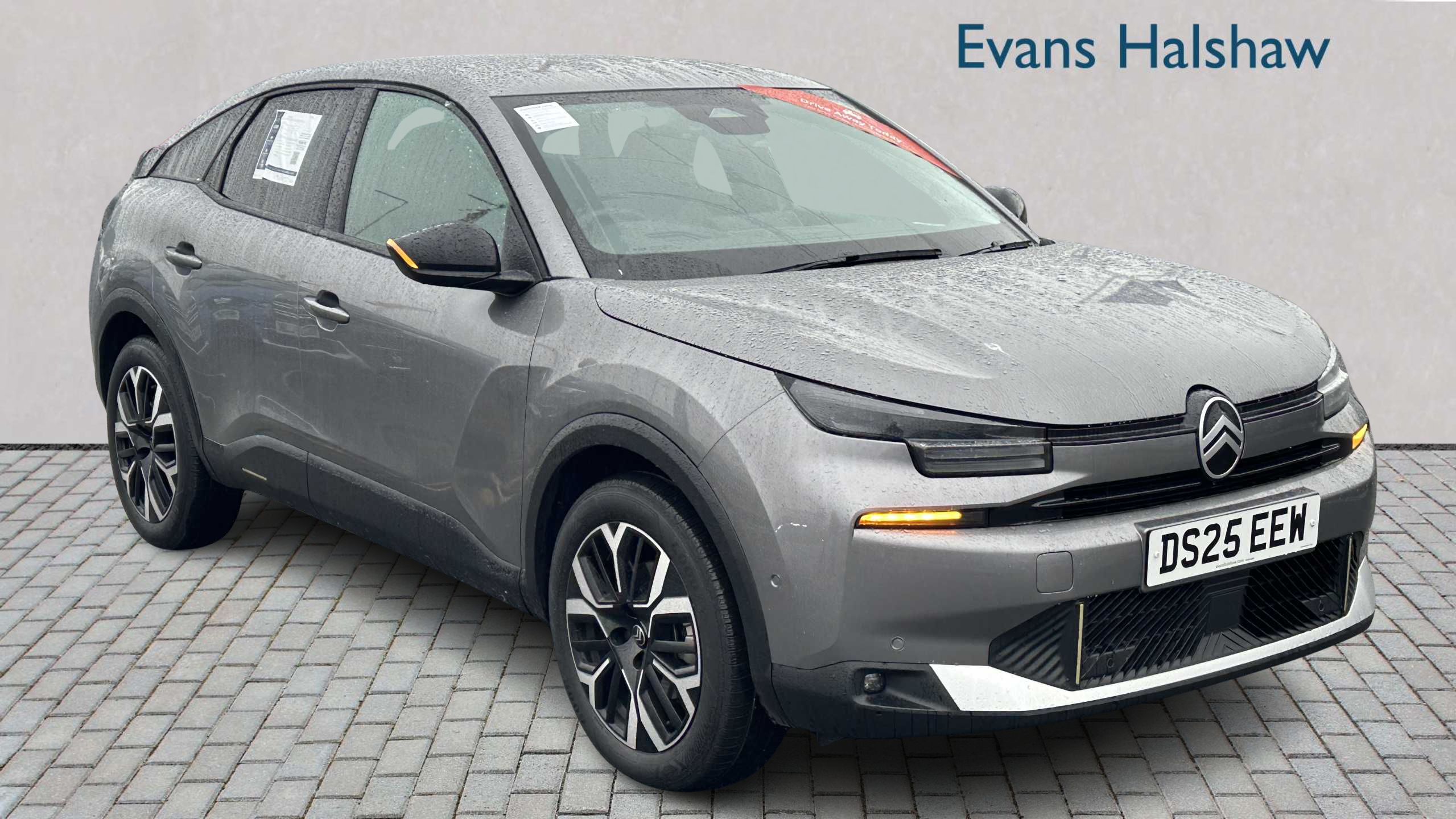 Main listing image - Citroen C4