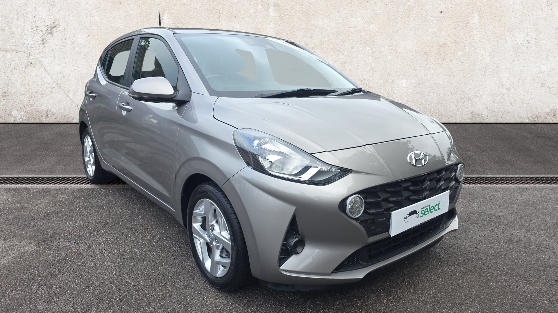 Main listing image - Hyundai i10