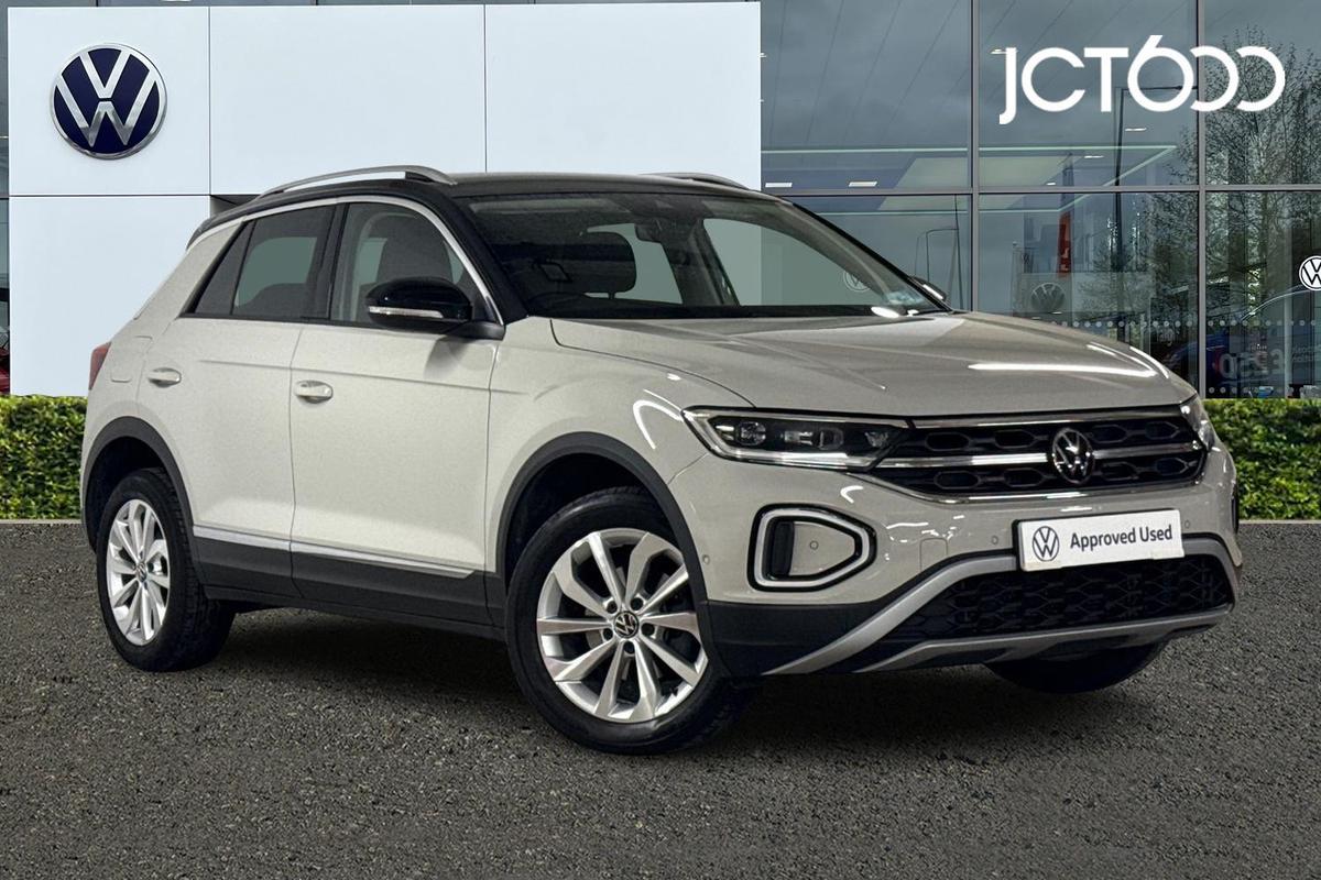 Main listing image - Volkswagen T-Roc
