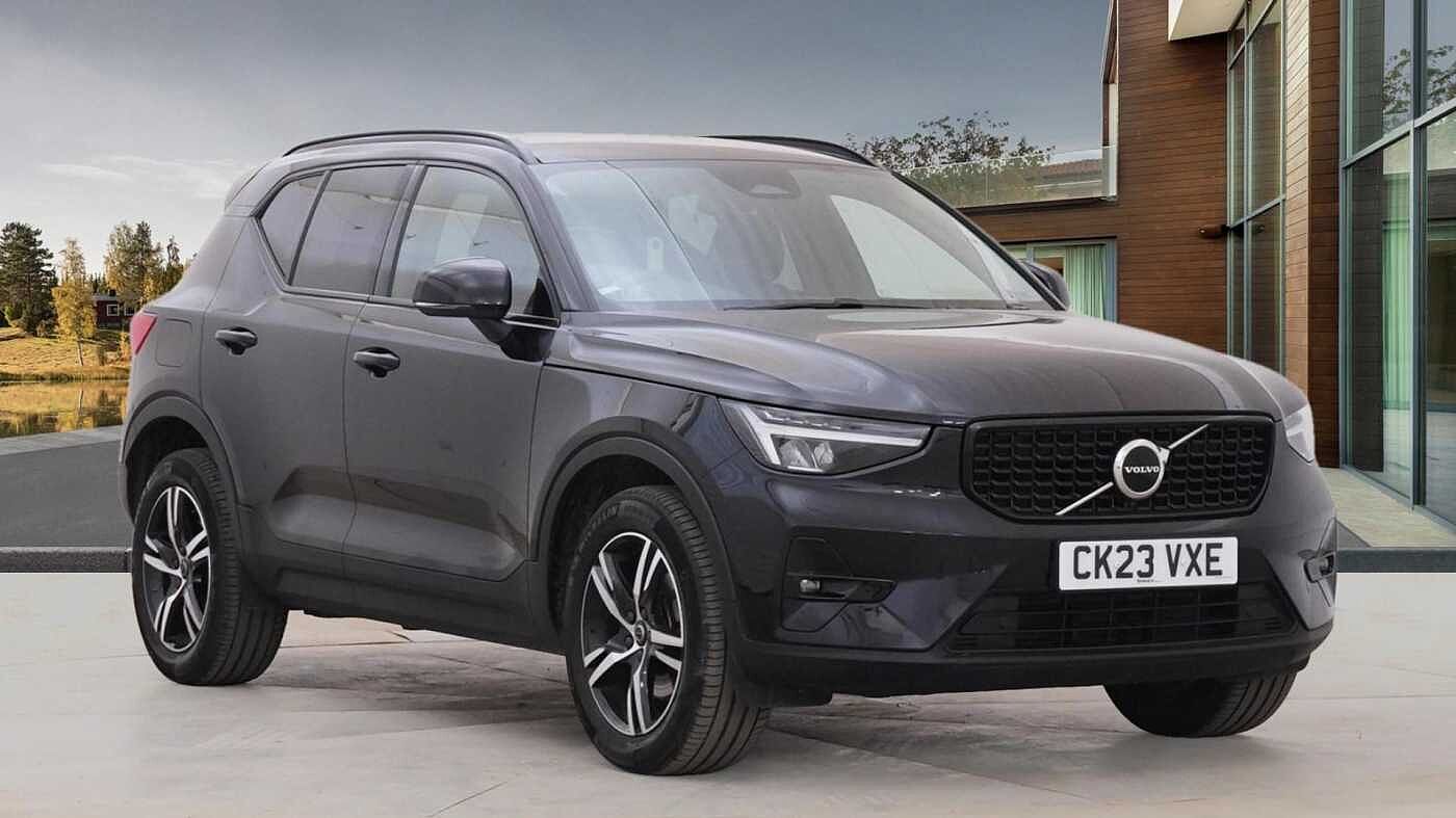 Main listing image - Volvo XC40