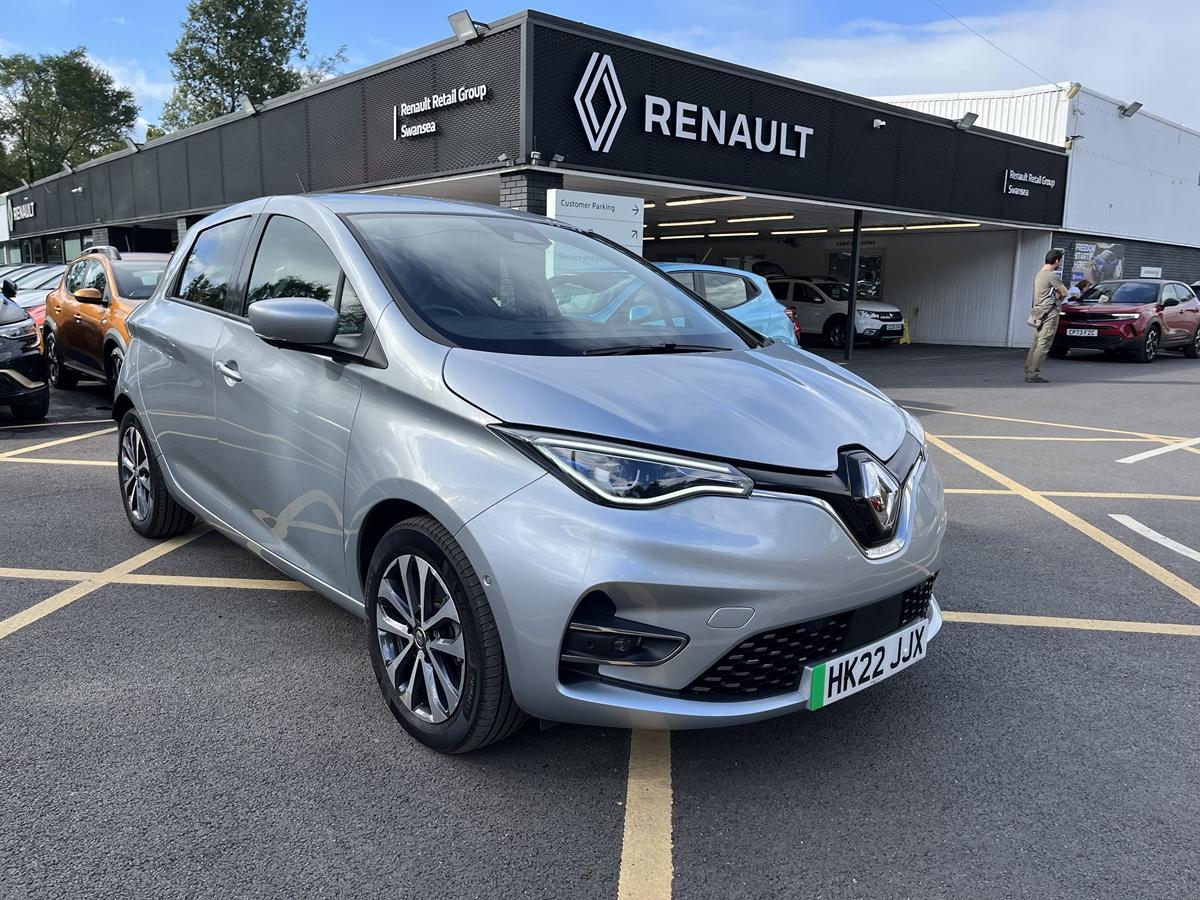 Main listing image - Renault Zoe