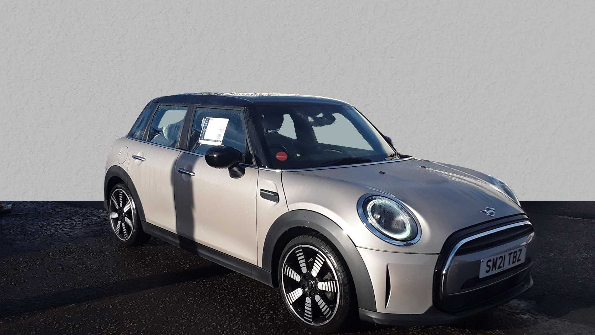 Main listing image - MINI Hatchback 5dr