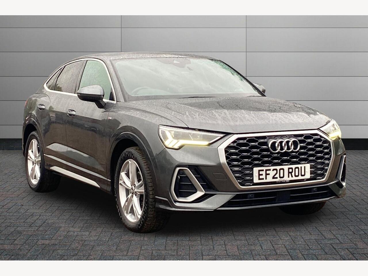 Main listing image - Audi Q3