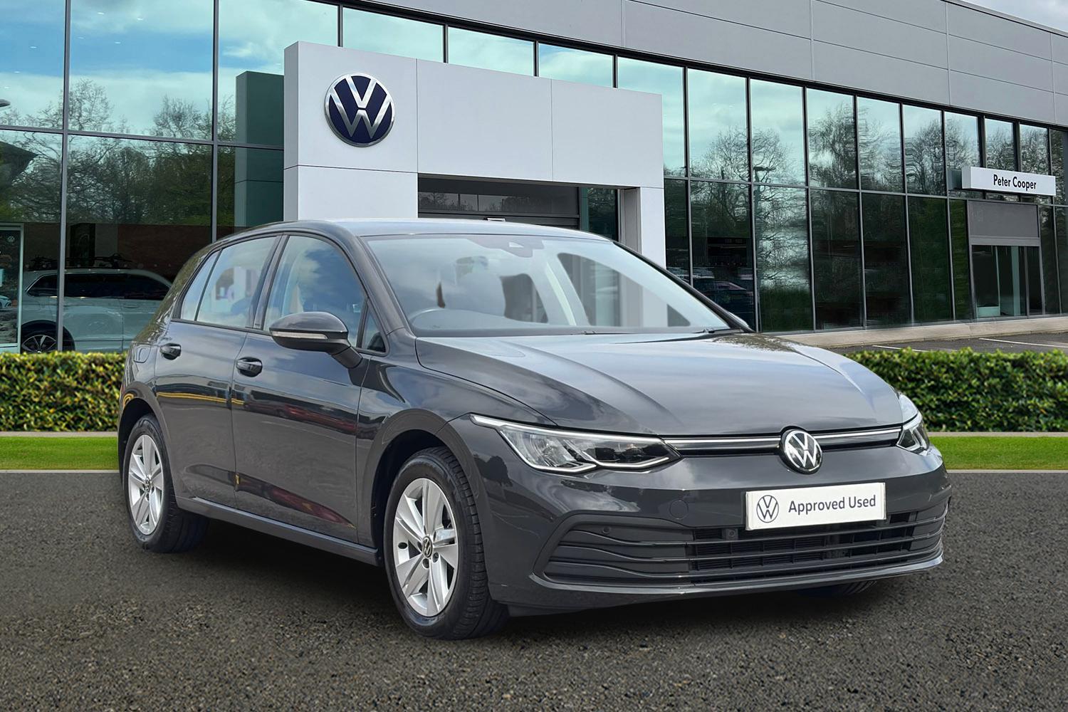 Main listing image - Volkswagen Golf
