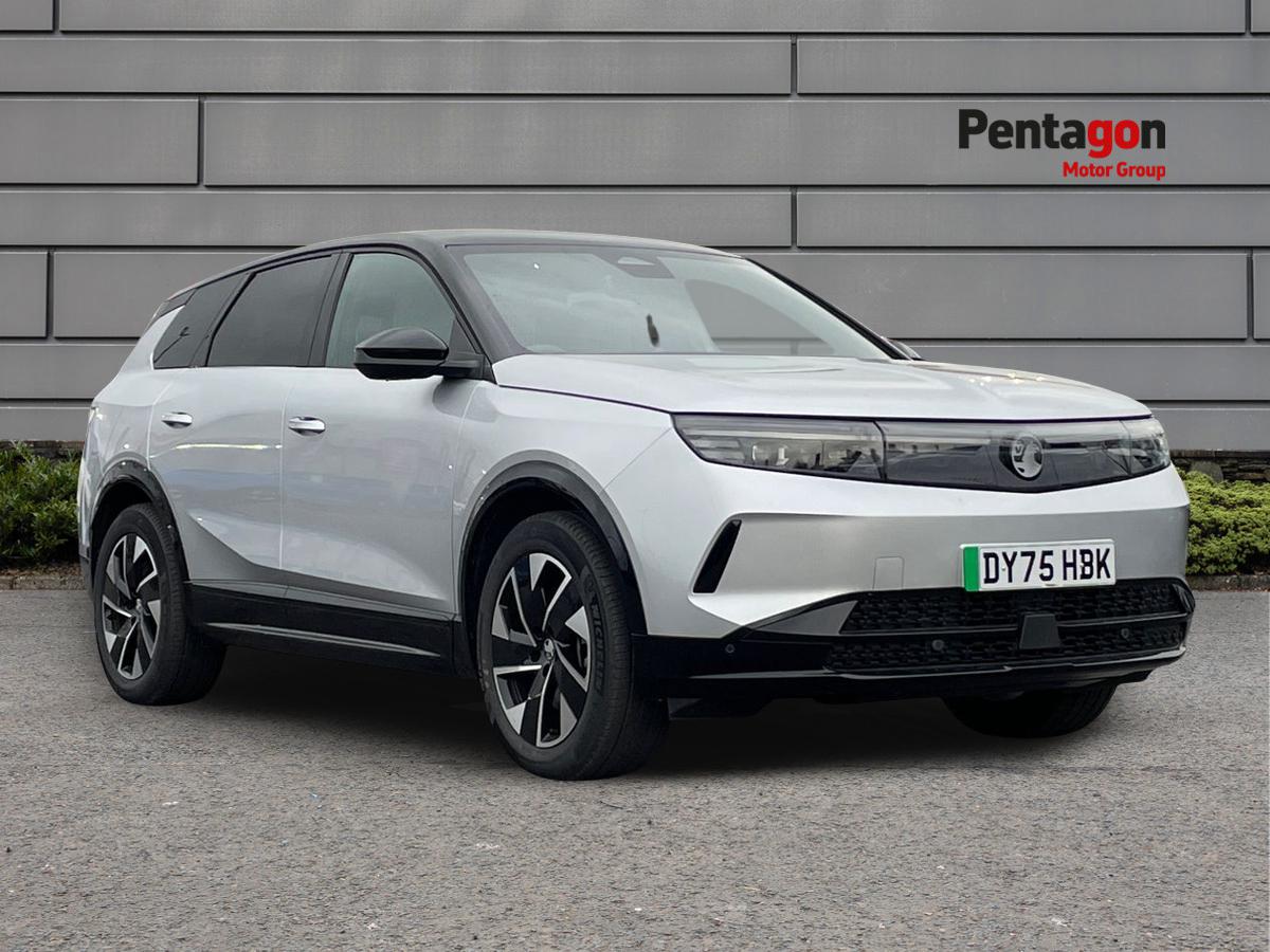 Main listing image - Vauxhall Grandland