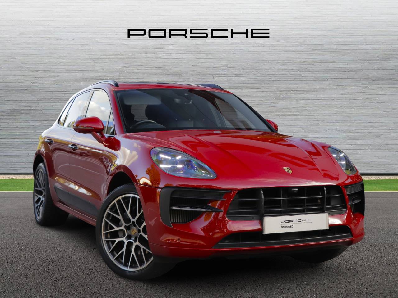 Main listing image - Porsche Macan
