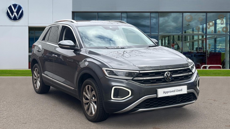 Main listing image - Volkswagen T-Roc