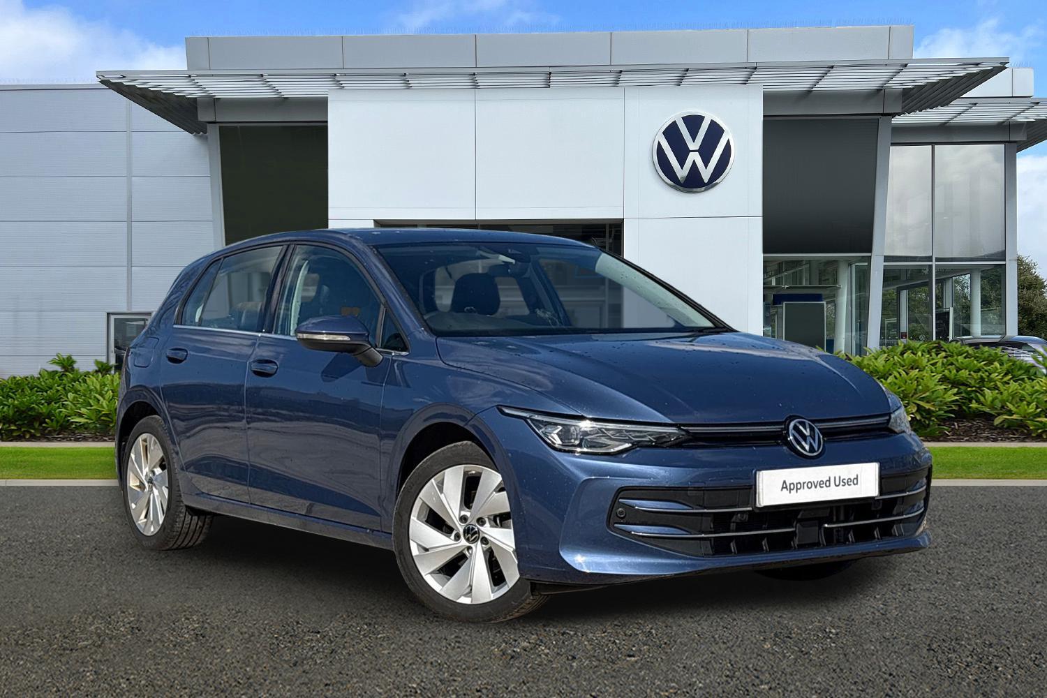Main listing image - Volkswagen Golf