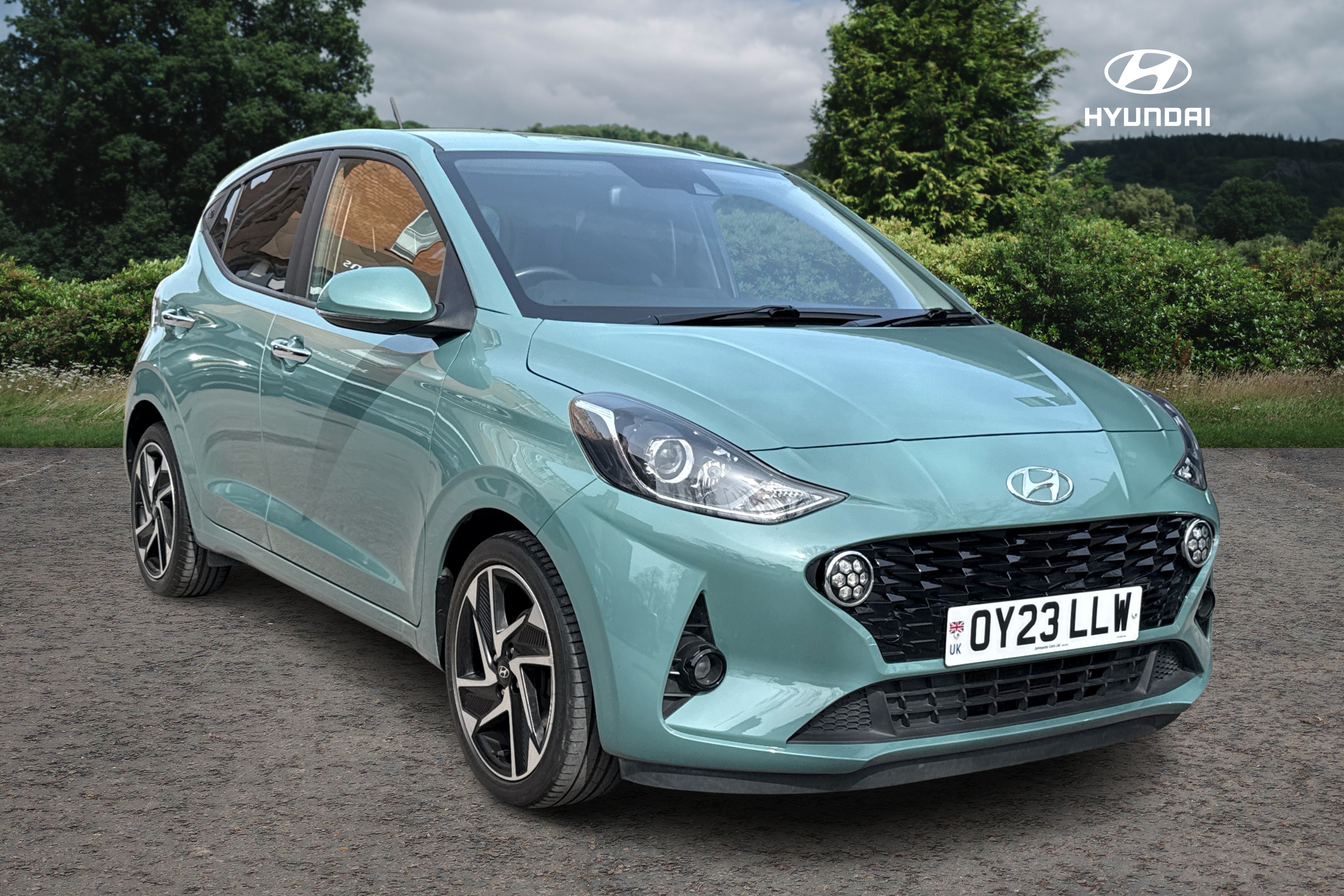 Main listing image - Hyundai i10