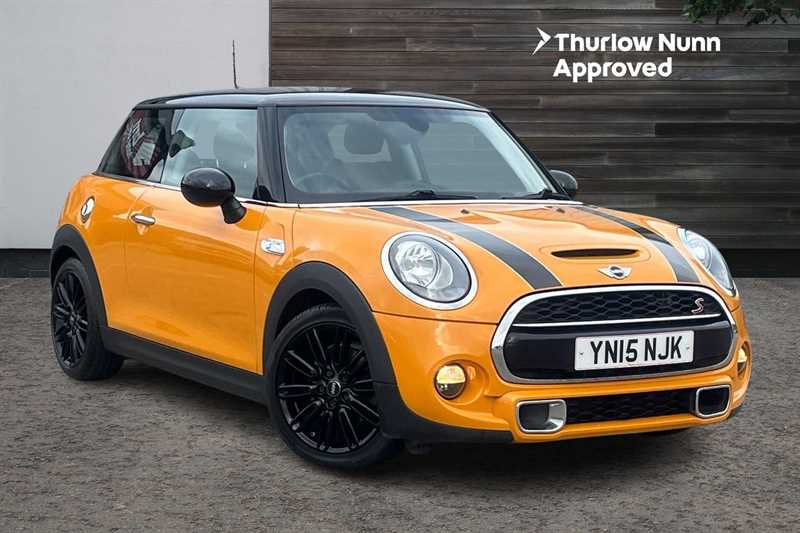 Main listing image - MINI Hatchback